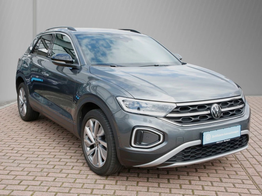 Volkswagen-T-Roc-image-2