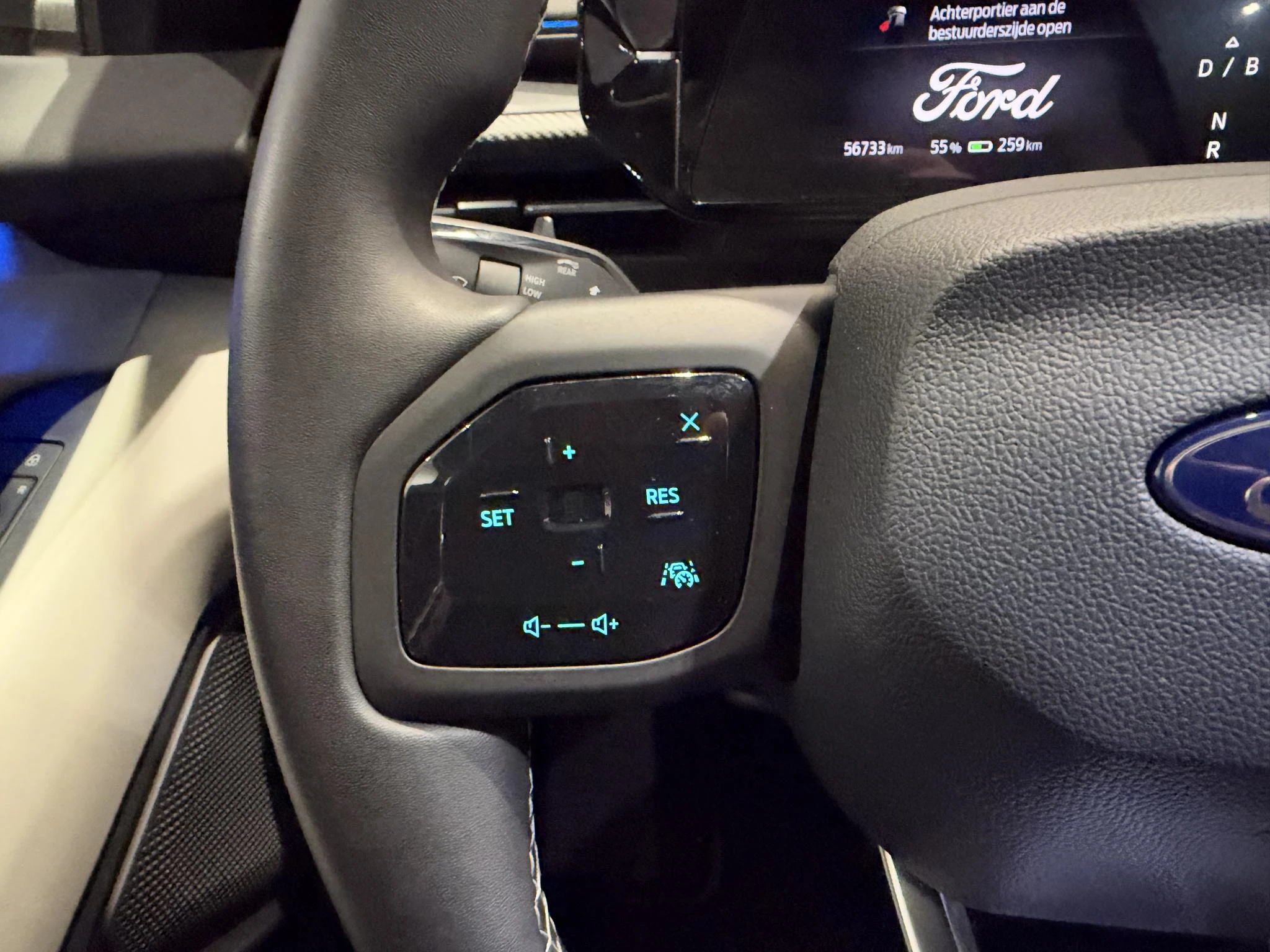 Ford-Explorer-image-16