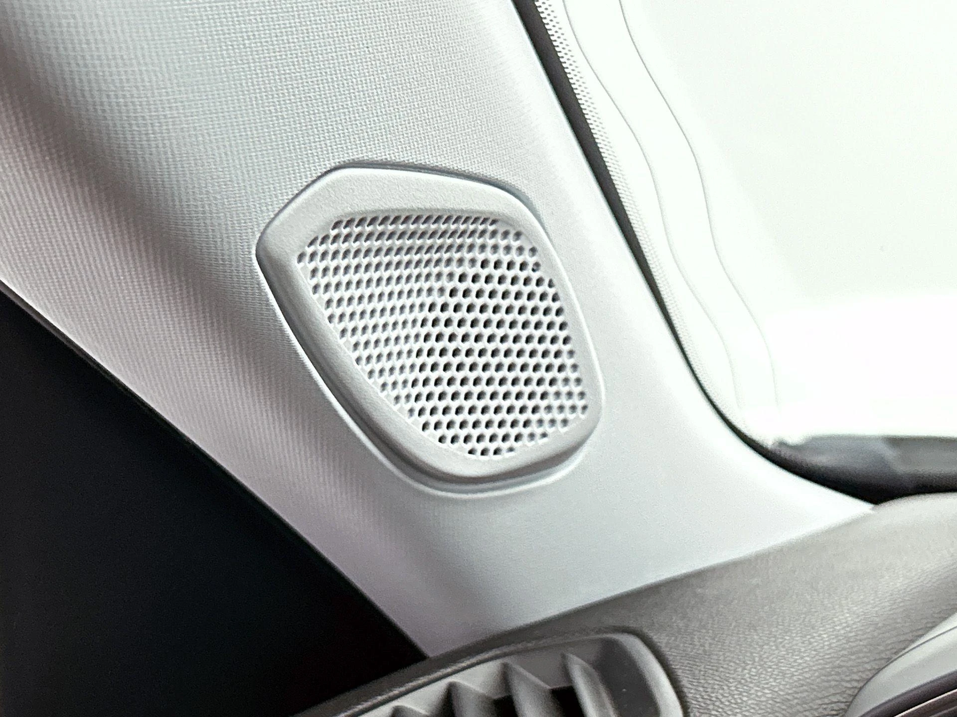 Peugeot-2008-image-13