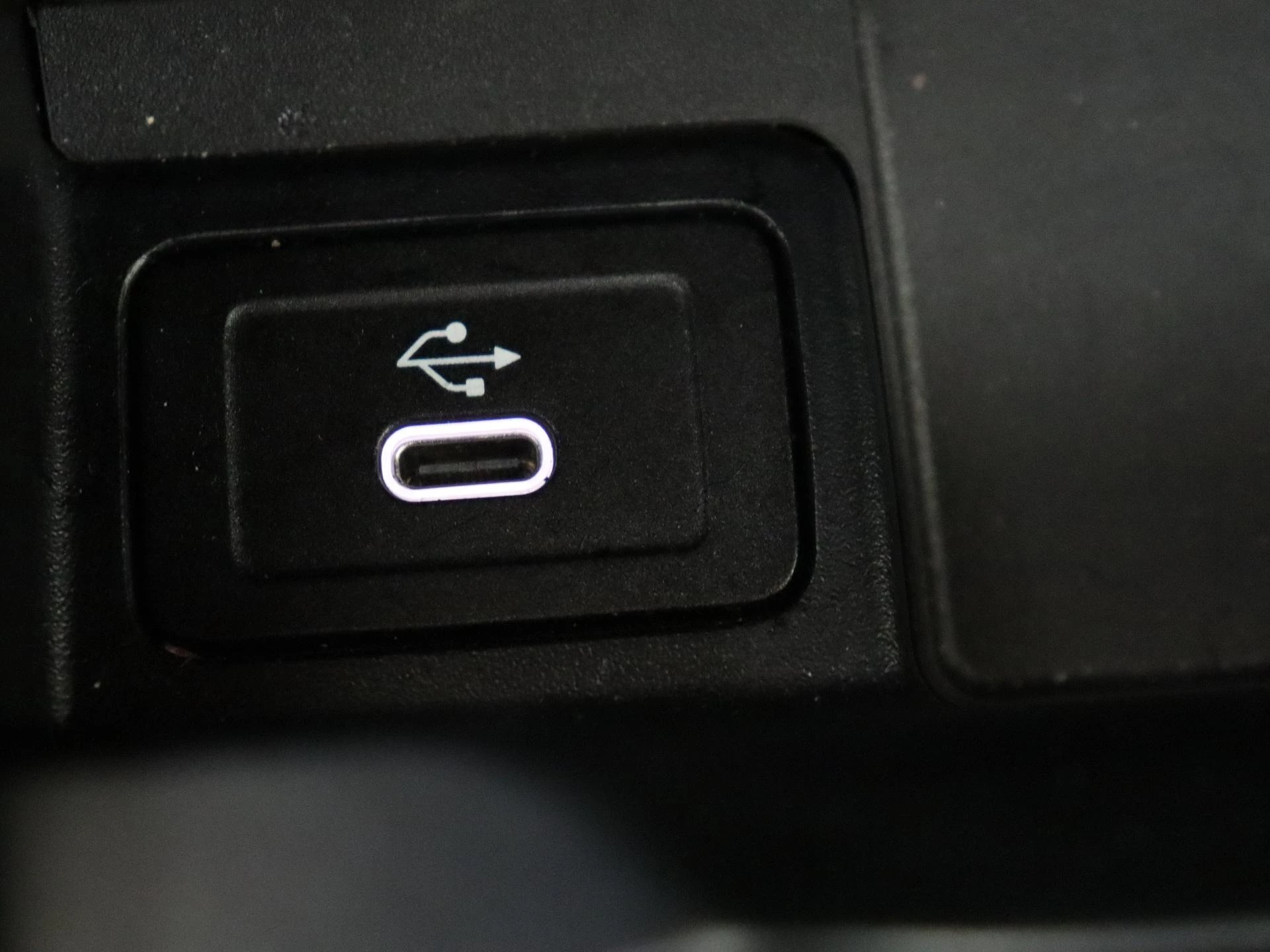 Mercedes-Benz-A-Klasse-image-24