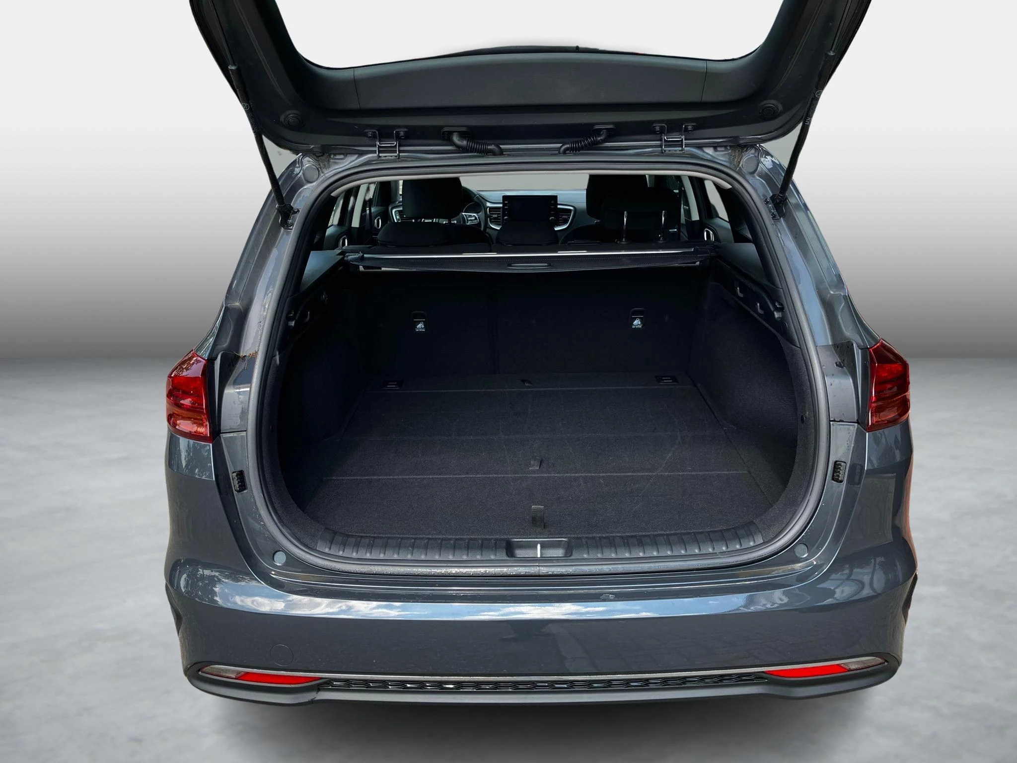 Kia-Ceed Sportswagon-image-9
