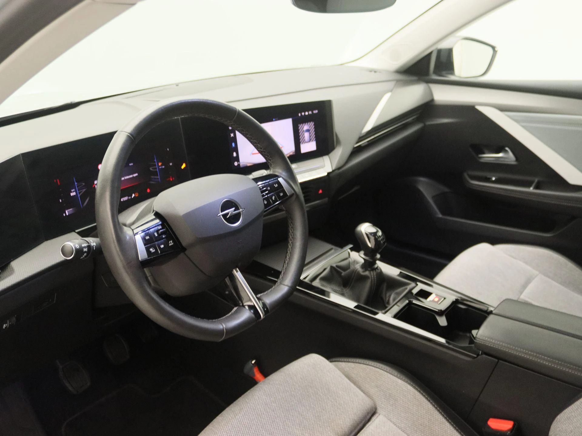 Opel-Astra-image-20