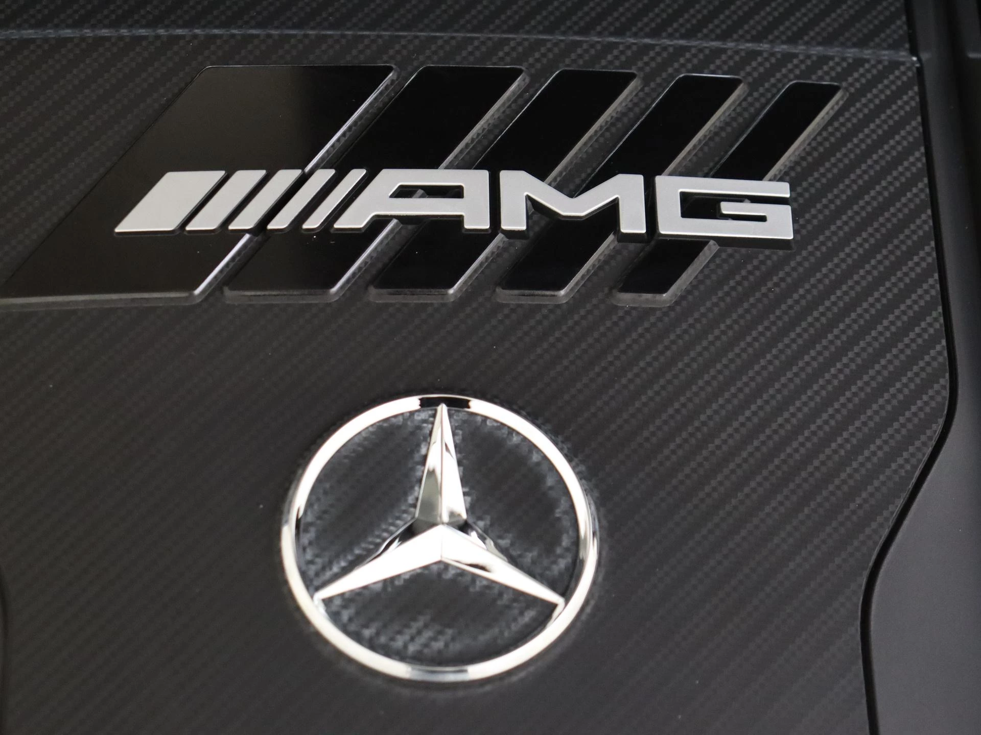 Mercedes-Benz-E-Klasse-image-11