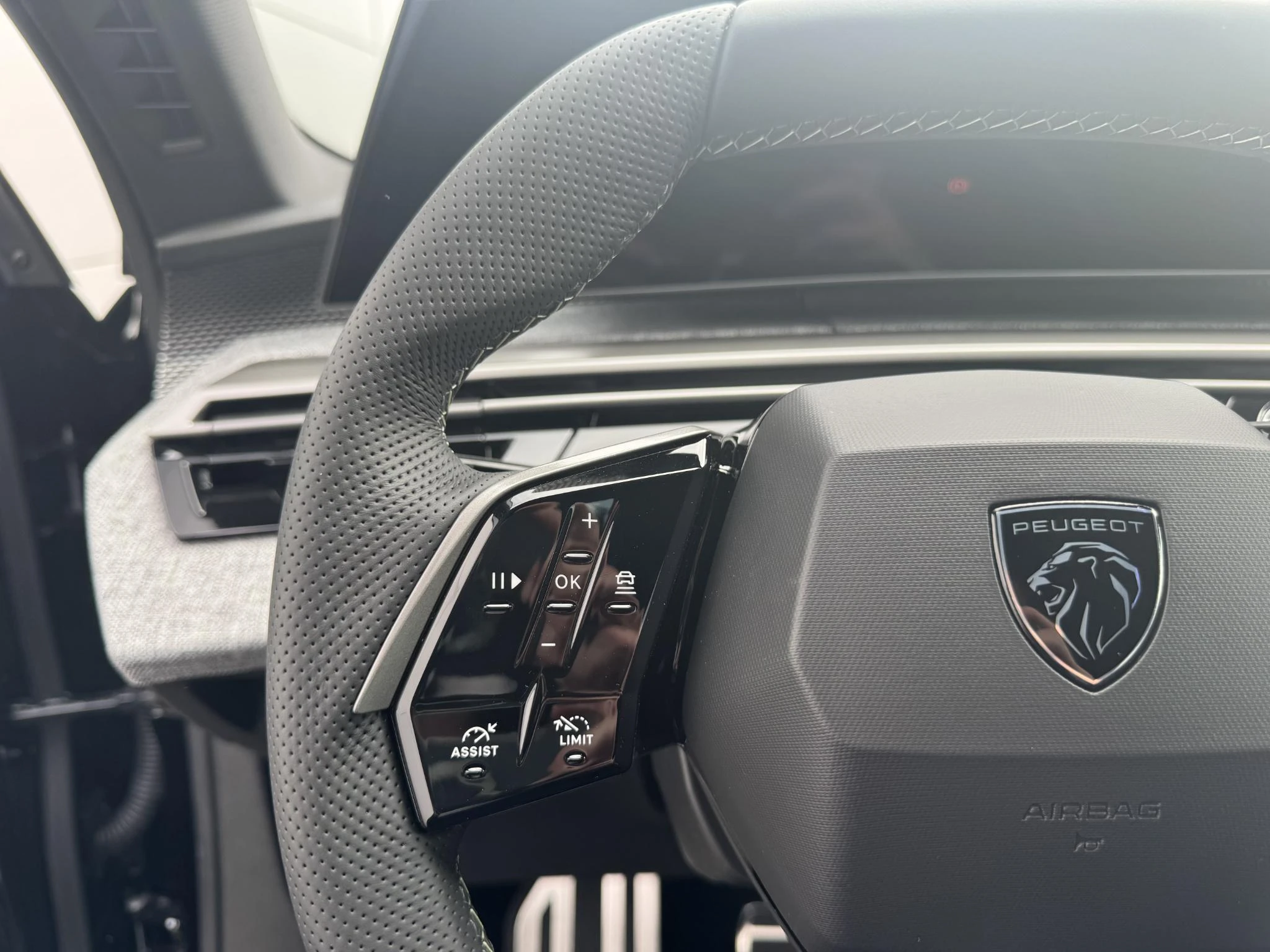 Peugeot-5008-image-30
