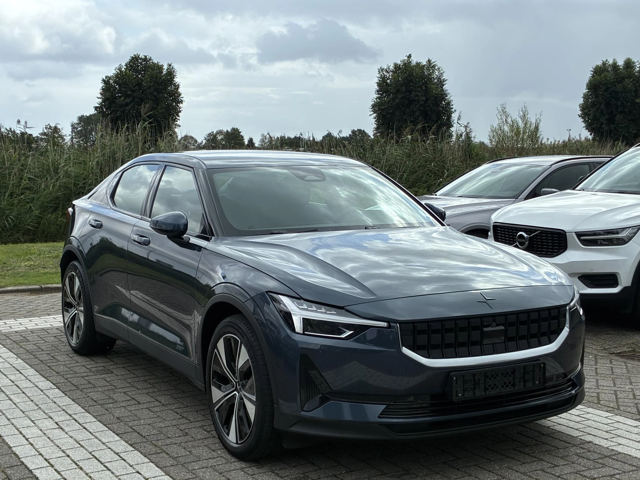 Polestar-2-image-8