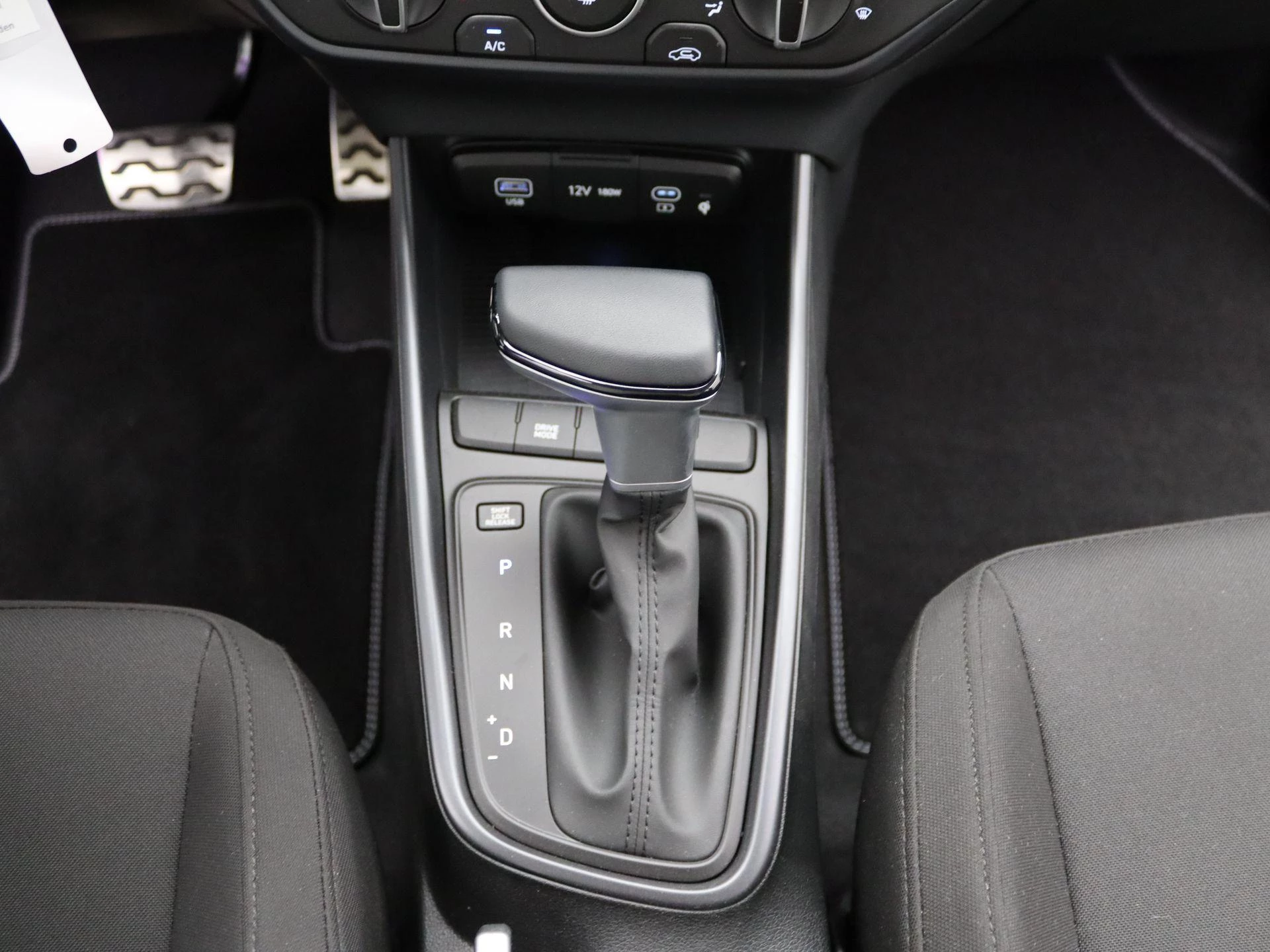 Hyundai-Bayon-image-11