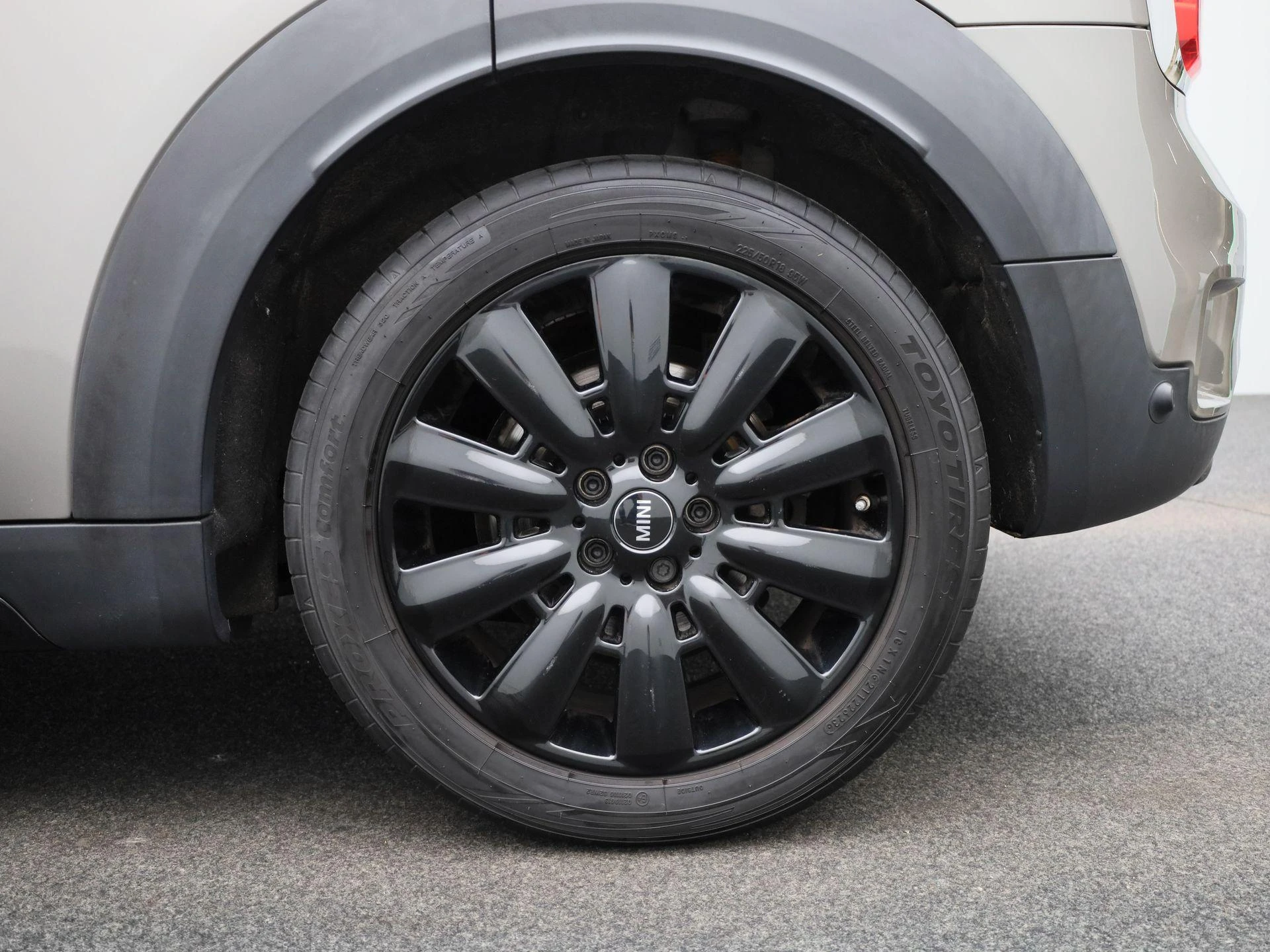 MINI-Countryman-image-12