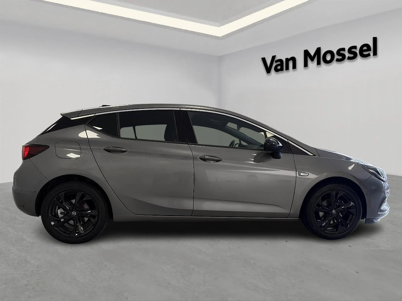 Opel-Astra-image-4