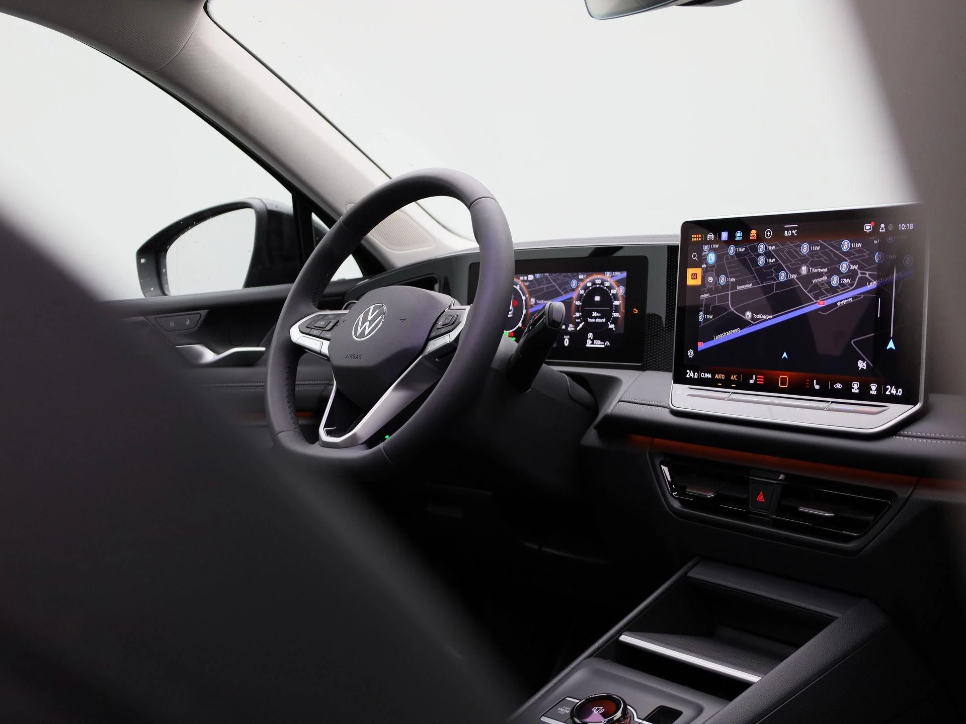 Volkswagen-Tiguan-image-40