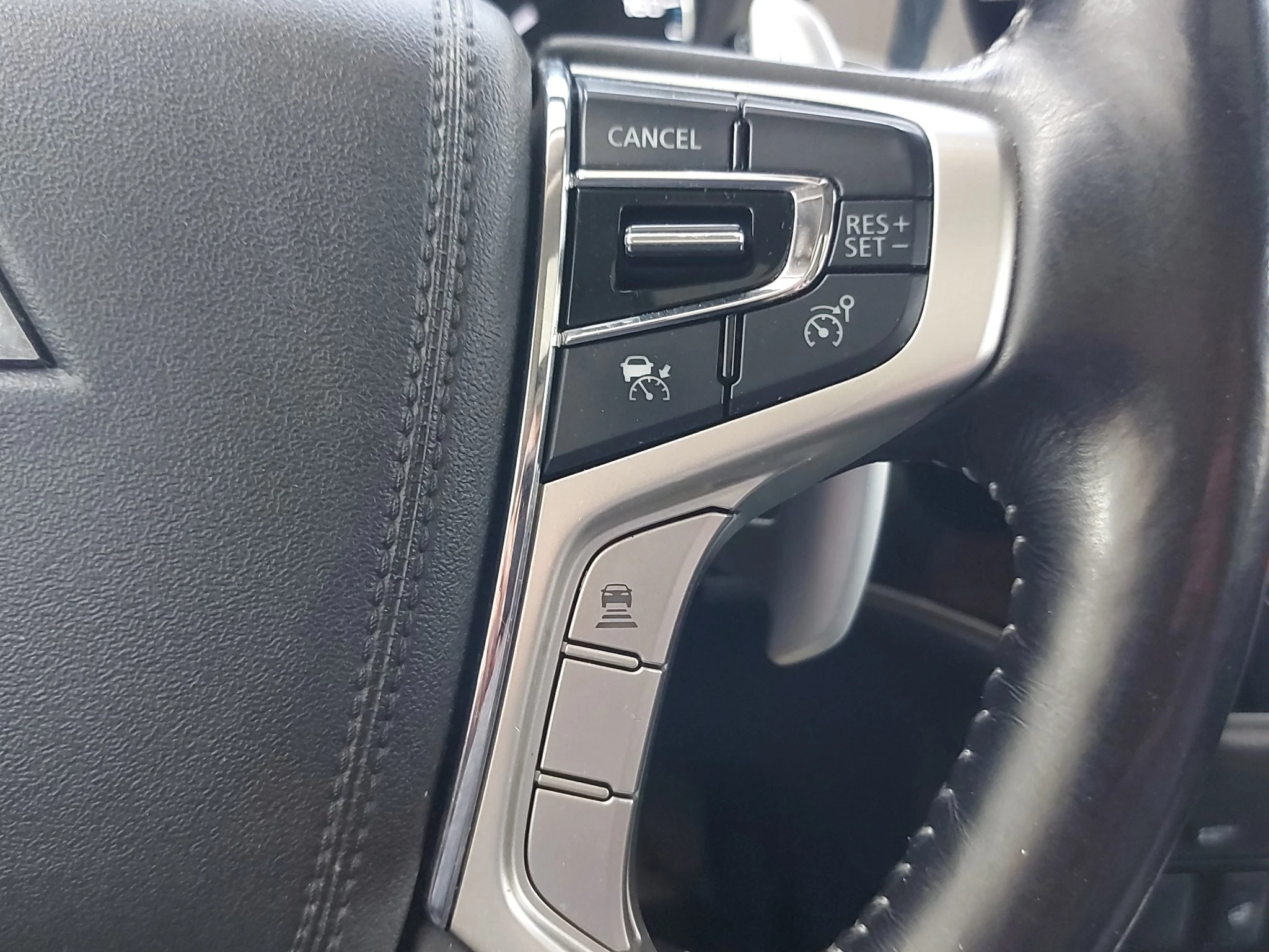 Mitsubishi Outlander 2.0 PHEV Plug-in Hybrid Plus 4WD