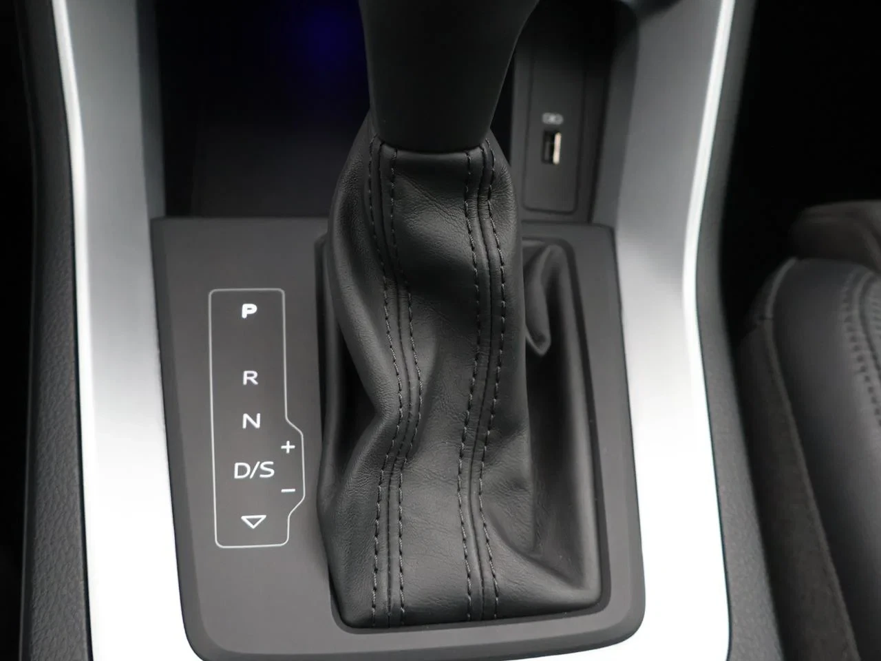 Audi-Q3-image-16
