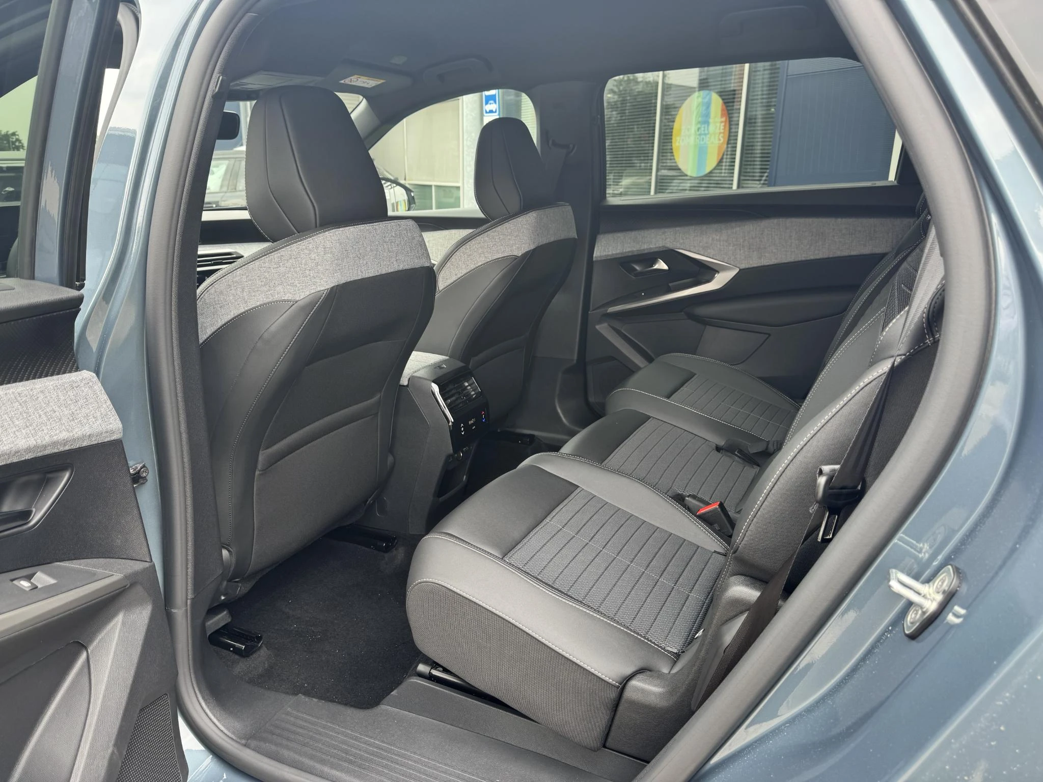 Peugeot-5008-image-17