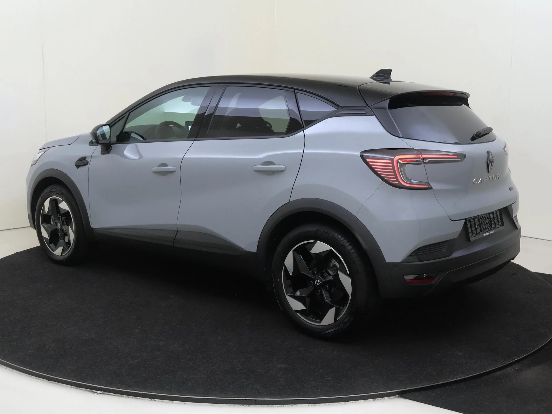 Renault Captur 1.8 E-Tech full hybrid 160 techno