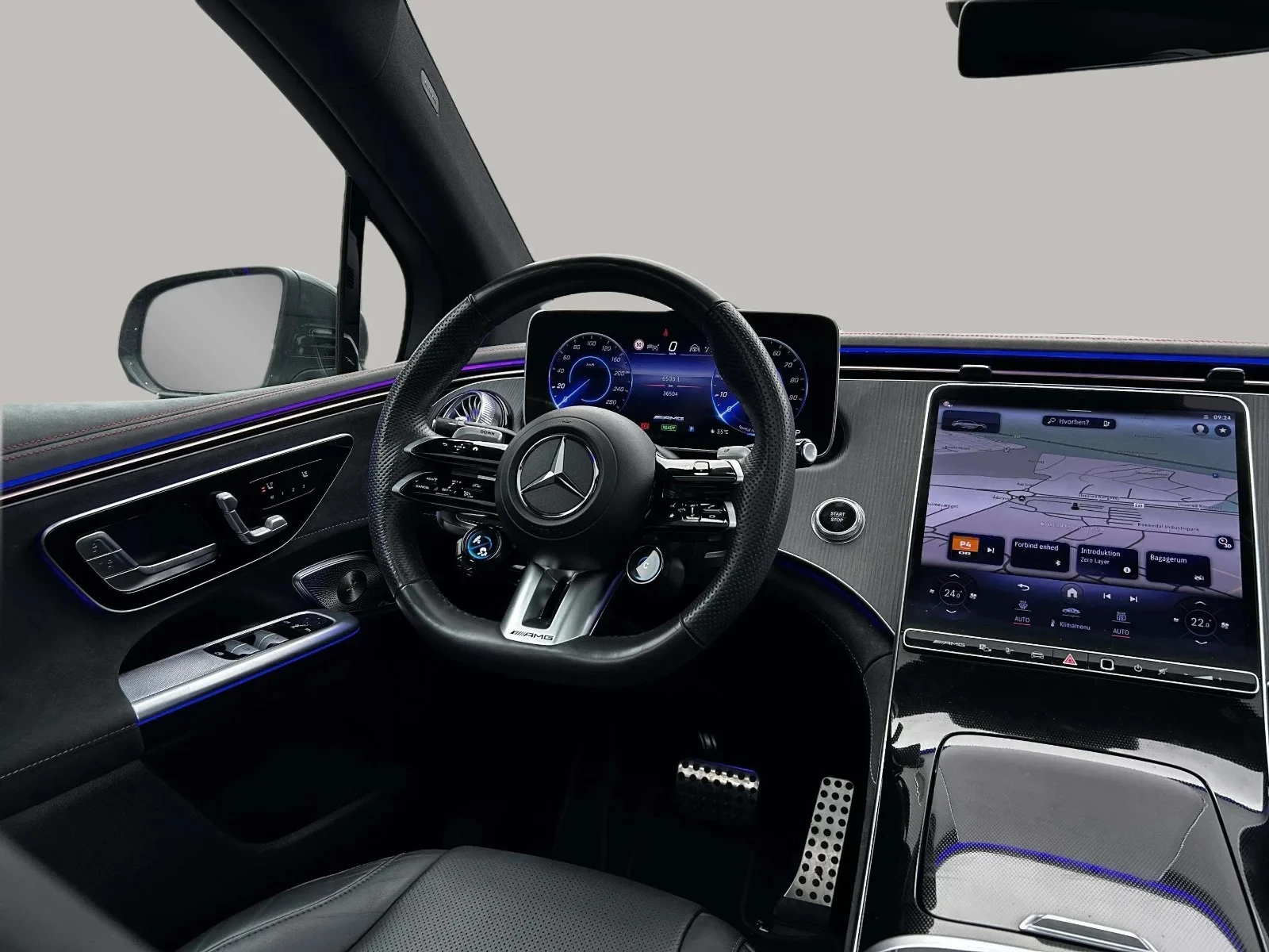 Mercedes-Benz-EQE-image-14