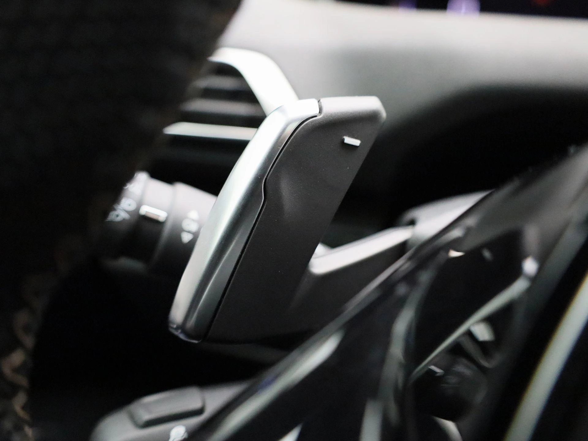 Peugeot-5008-image-24