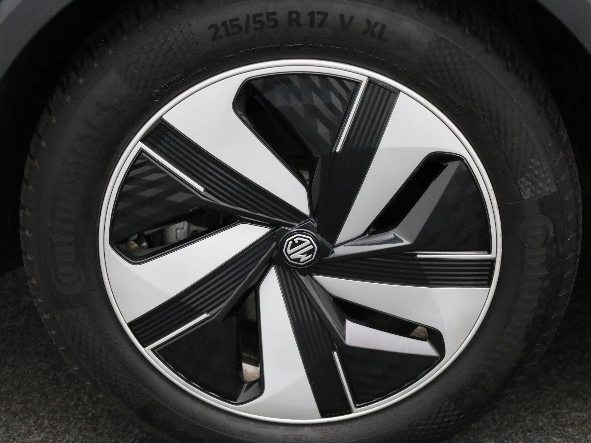 MG-ZS EV-image-12
