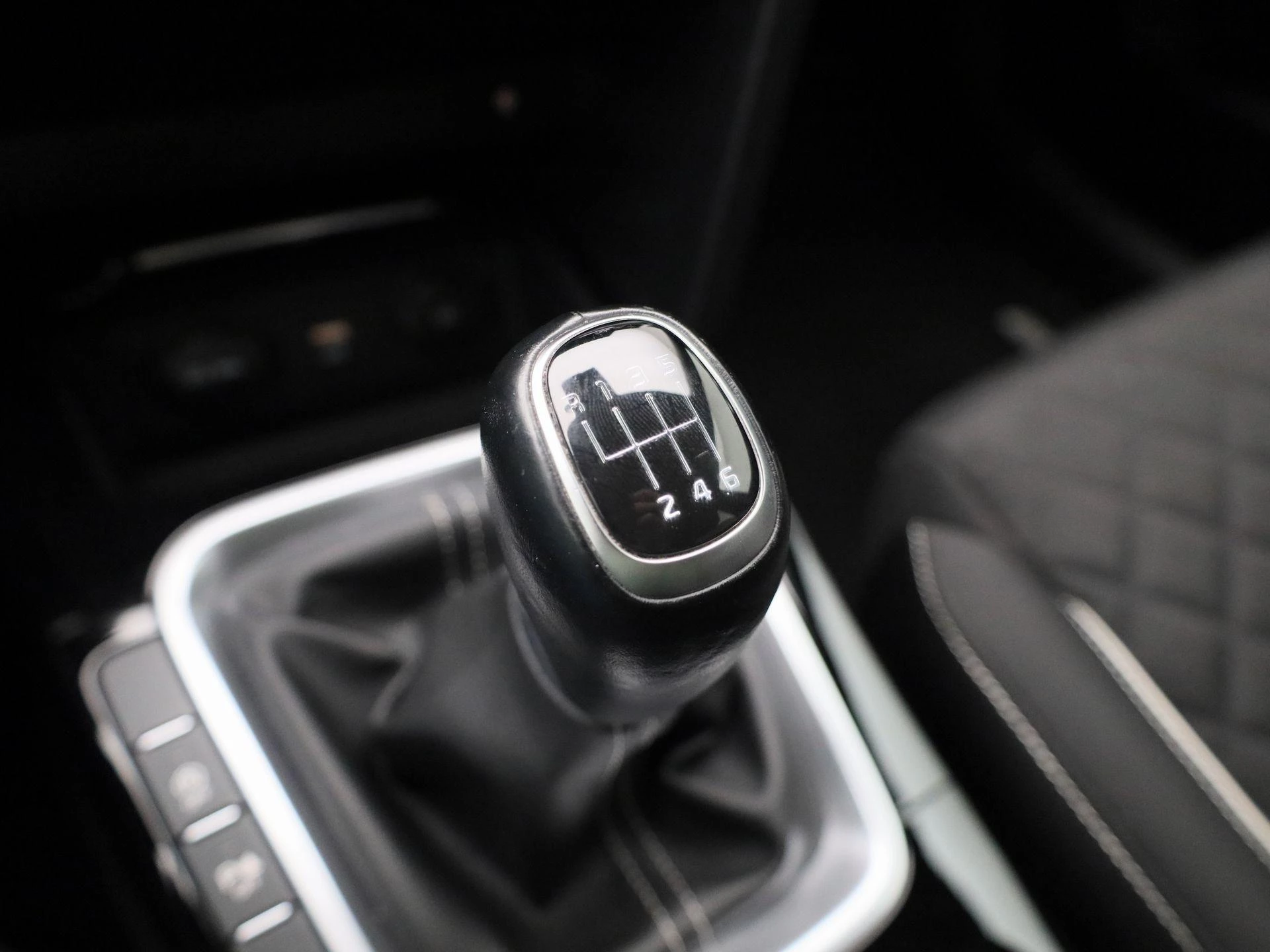 Kia-ProCeed-image-22