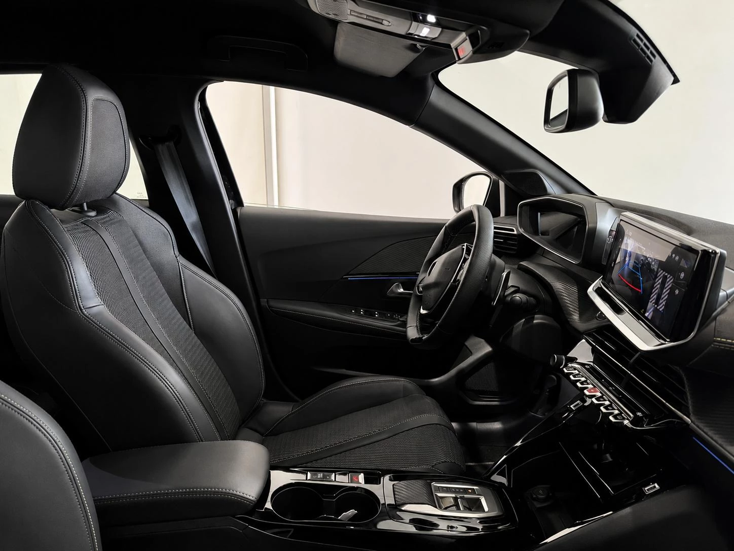 Peugeot-208-image-11