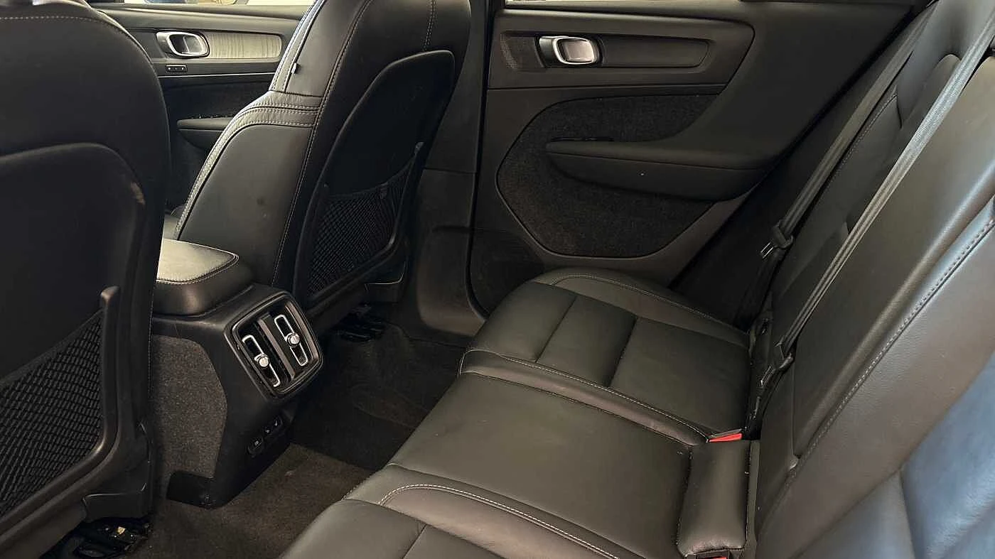 Volvo-XC40-image-13