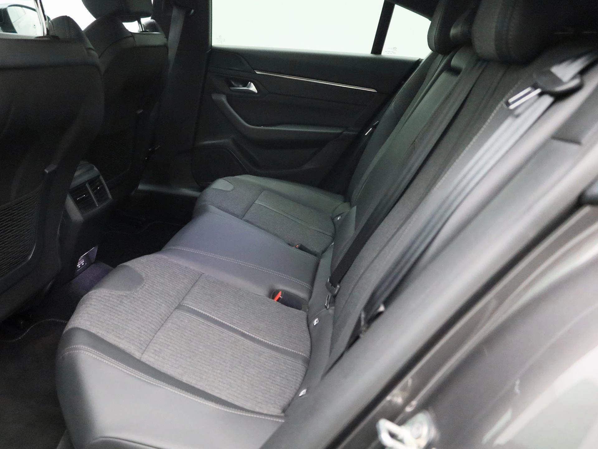 Peugeot-508-image-8