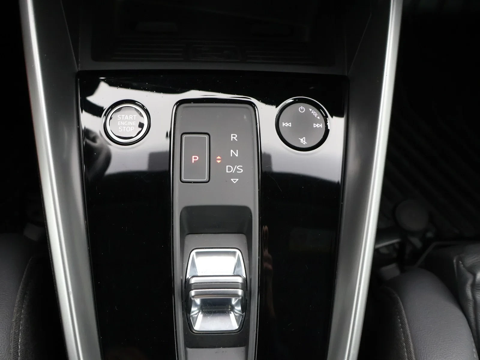 Audi A3 Sportback PHEV Audi A3 Sportback 40 TFSIe PHEV 204PK *AUTOMAAT*PDC*APP CONNECT*NAVI*FULL LED*LEDER*SPORTSEATS*DIGITAL COCKPIT*;;;