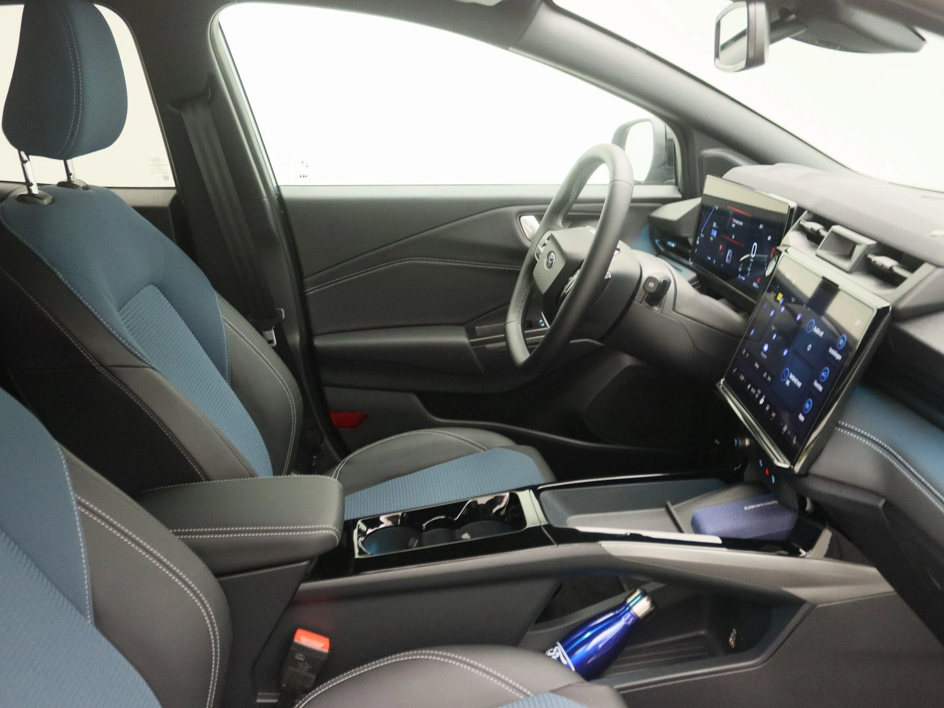Ford-Puma Gen-E-image-22