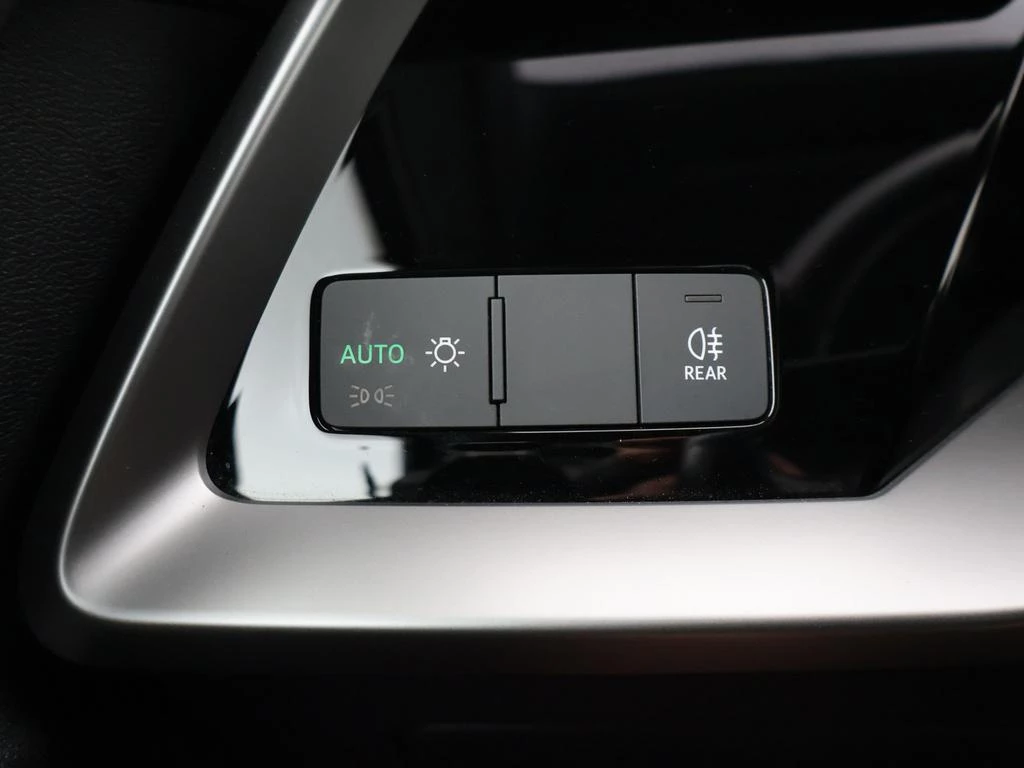 Audi A3 Sportback PHEV Audi A3 Sportback PHEV 40TFSIe 204PK *AUTOMAAT*LEDER*CAMERA*CRUISE*VIRTUAL COCKPIT*APP-CONNECT*PDC*...*