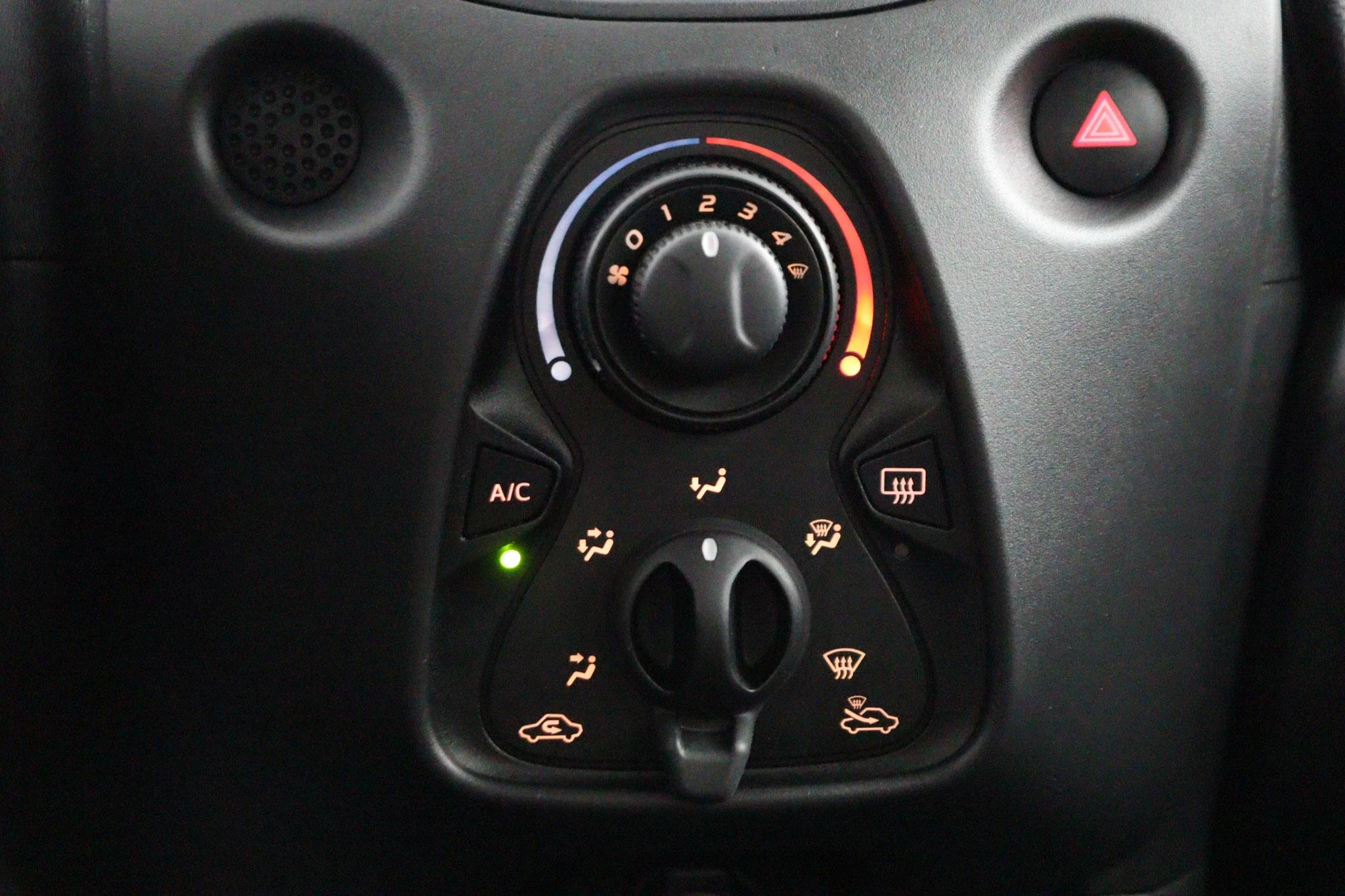 Toyota Aygo 1.0 VVT-i x-now |