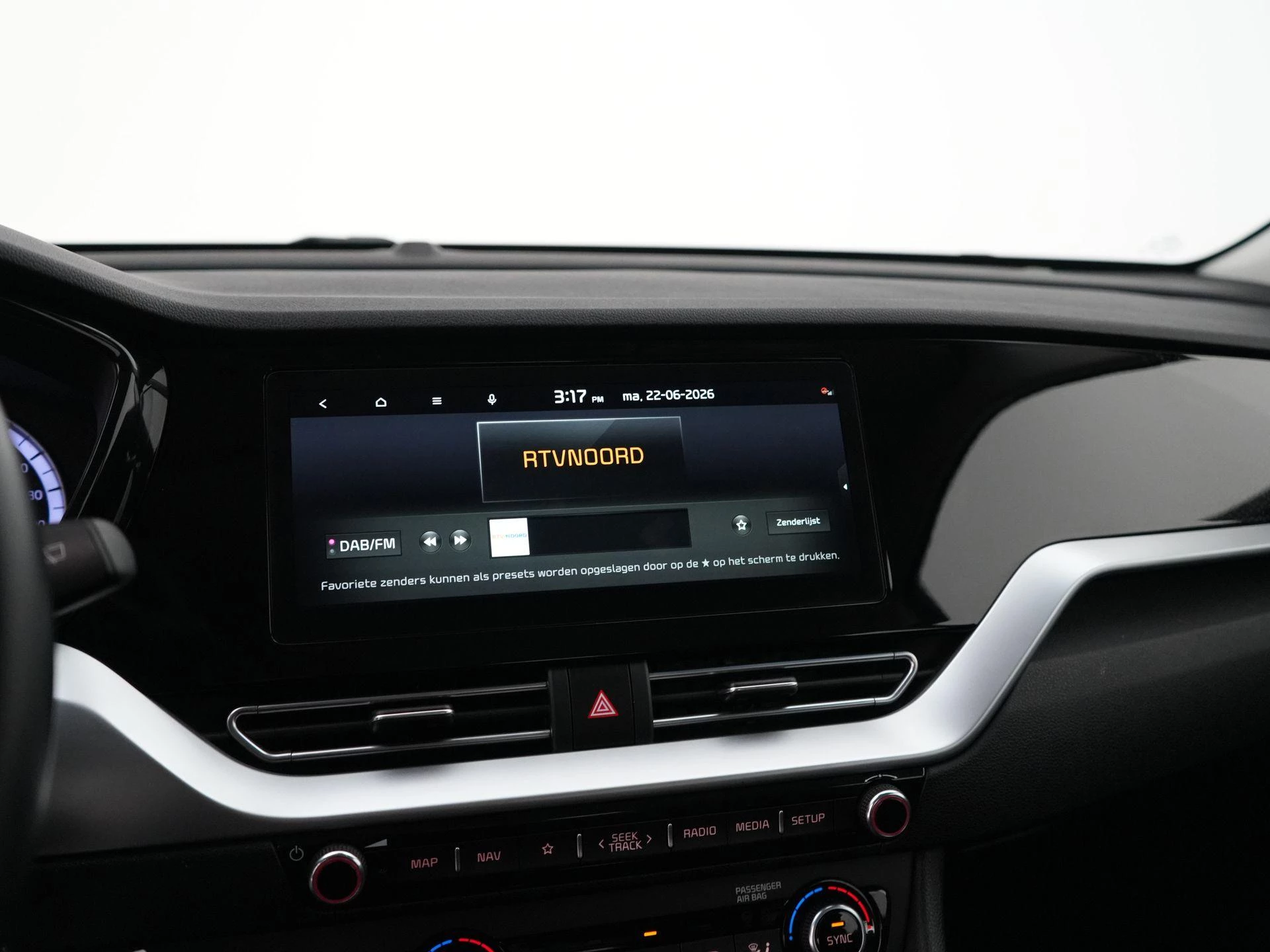 Kia-Niro-image-24