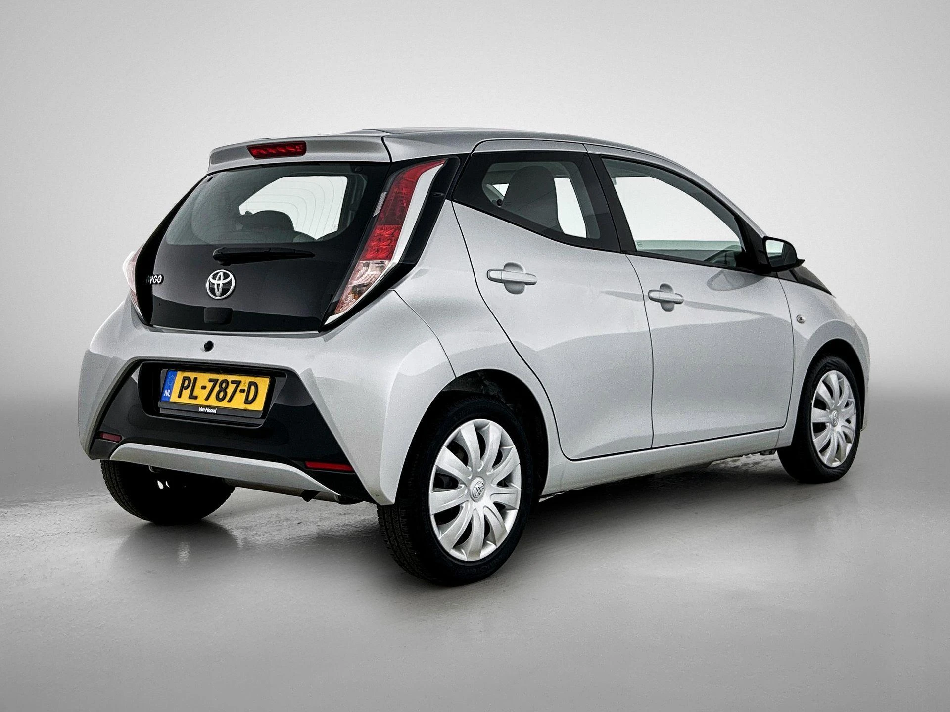 Toyota Aygo 1.0 VVT-i x-play