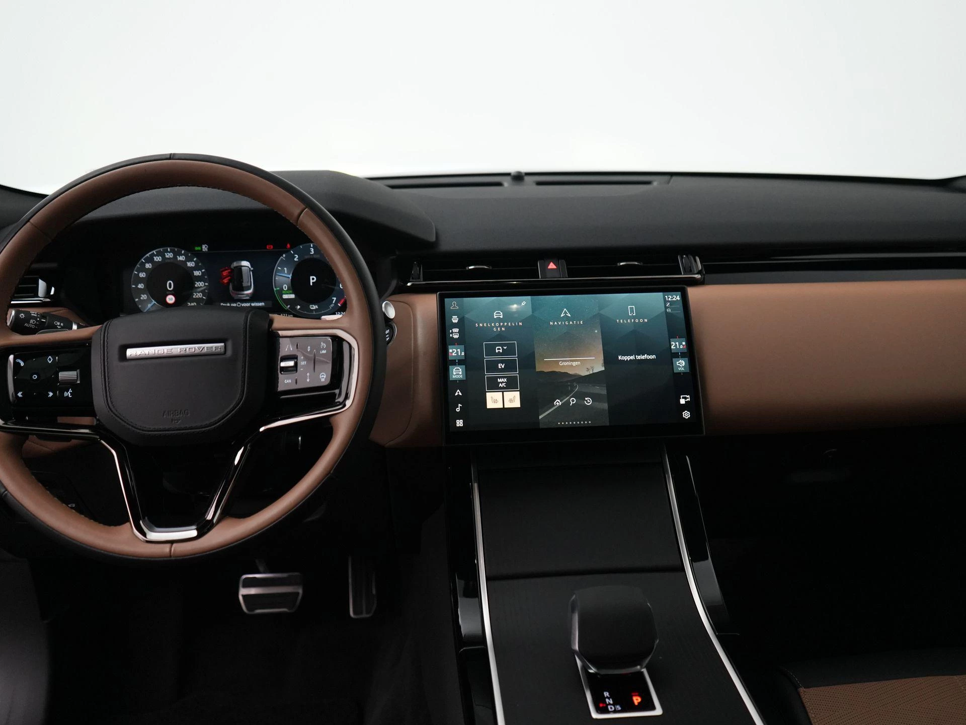 Land Rover-Range Rover Velar-image-41