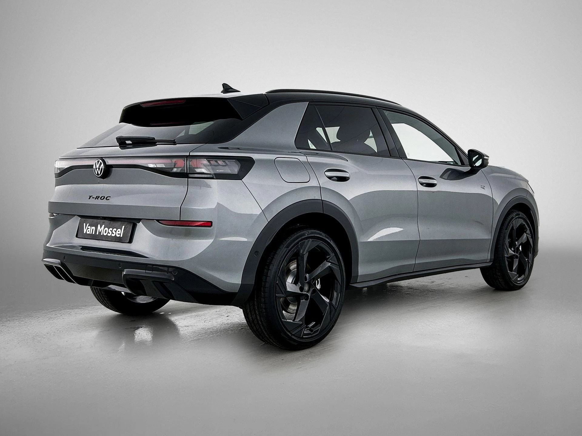 Volkswagen-T-Roc-image-3