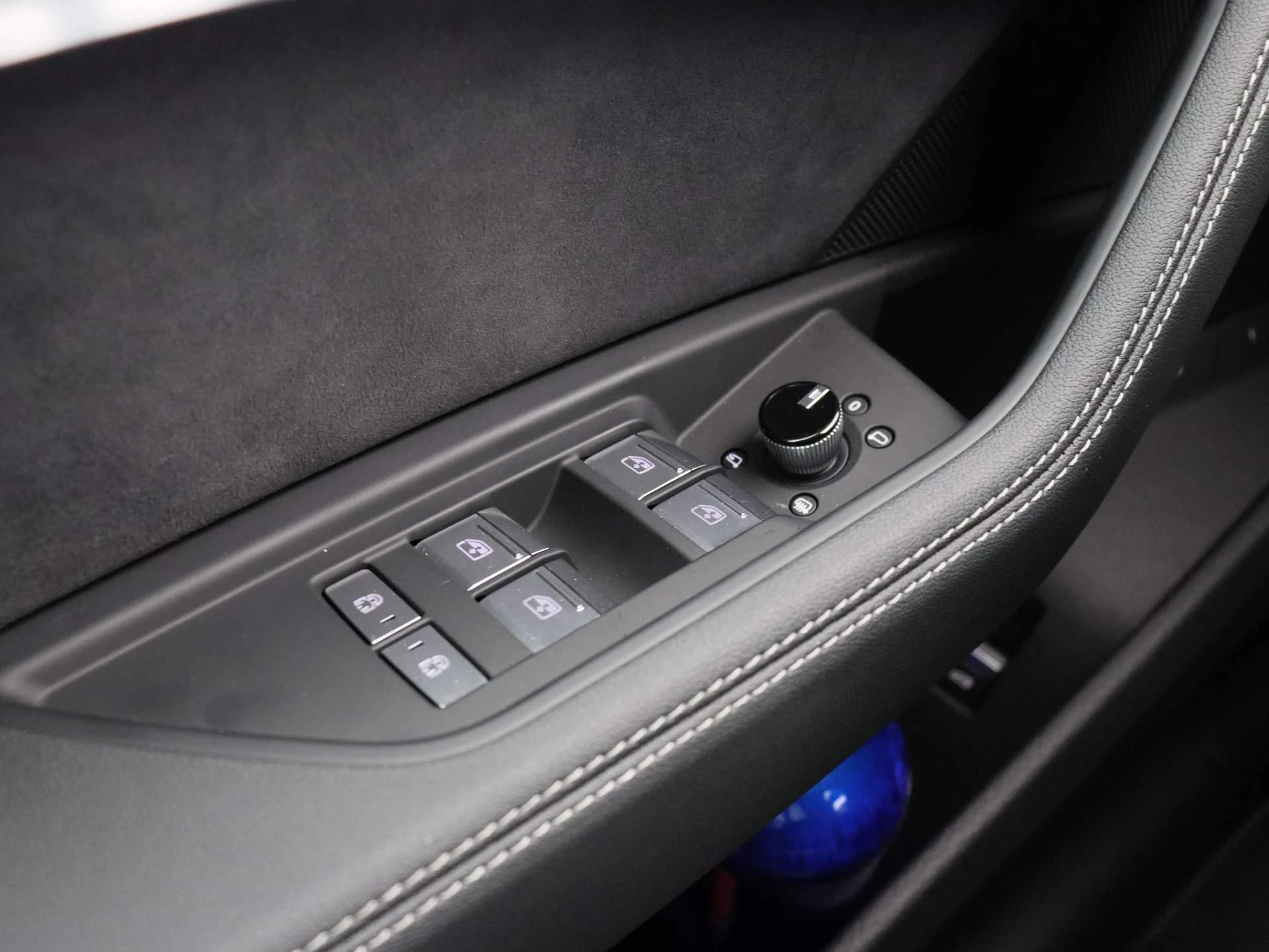 Audi-Q8 e-tron-image-22