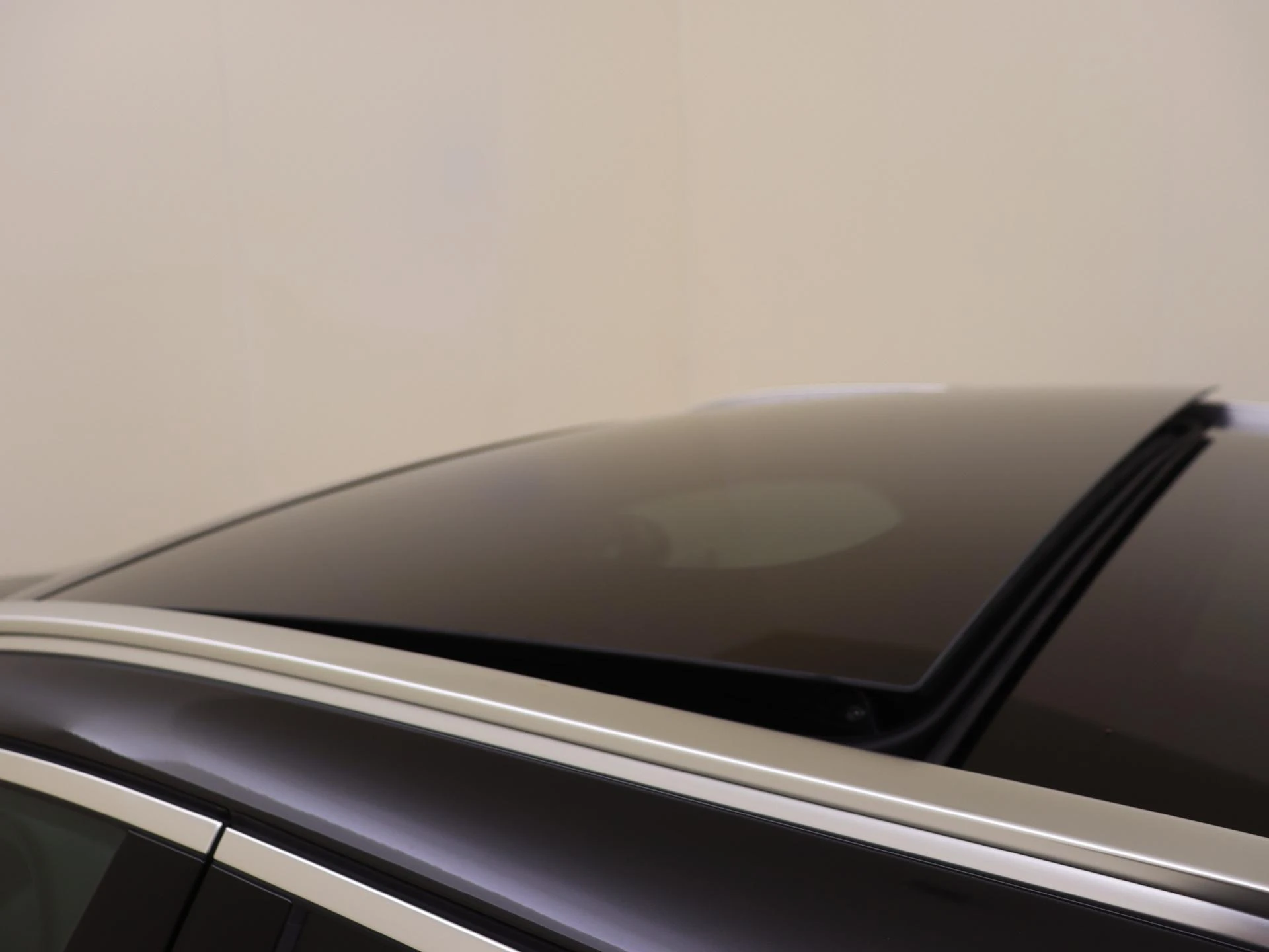 Mercedes-Benz-E-Klasse-image-28