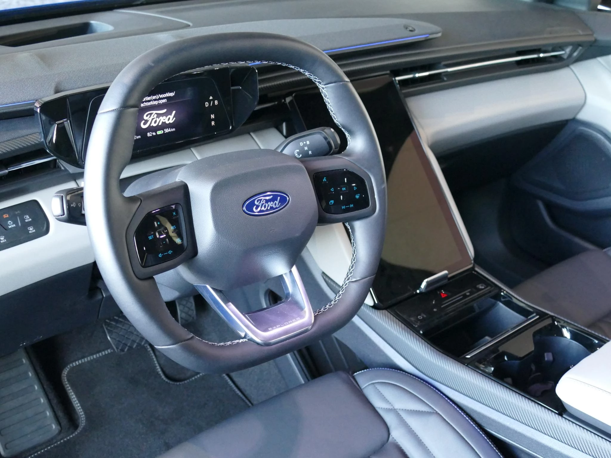 Ford-Explorer-image-12