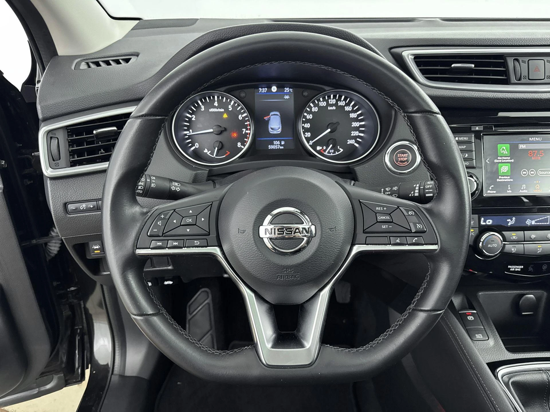 Nissan-QASHQAI-image-9