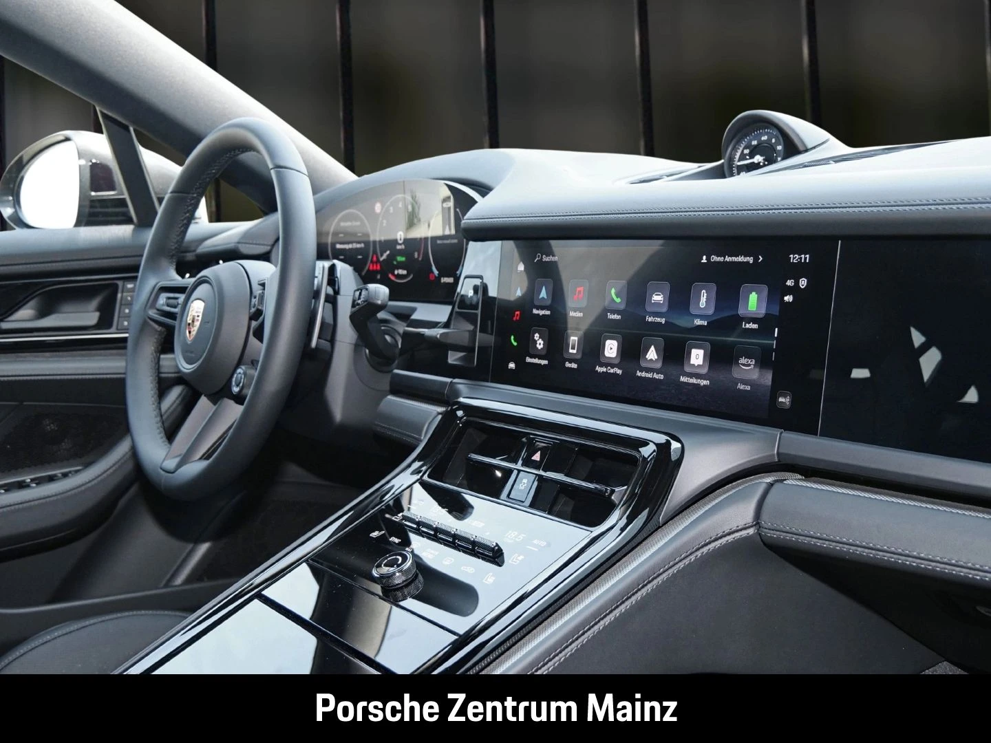 Porsche-Panamera-image-3