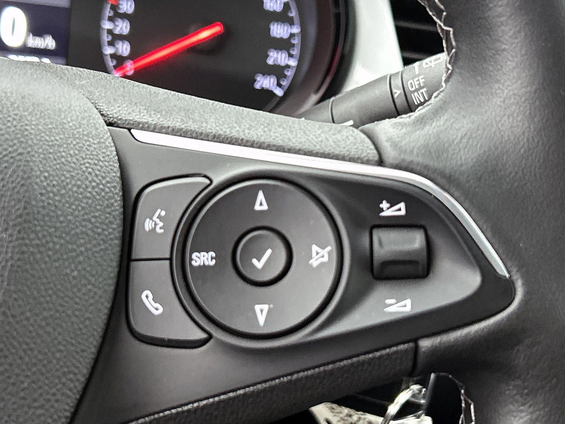 Opel-Crossland X-image-10