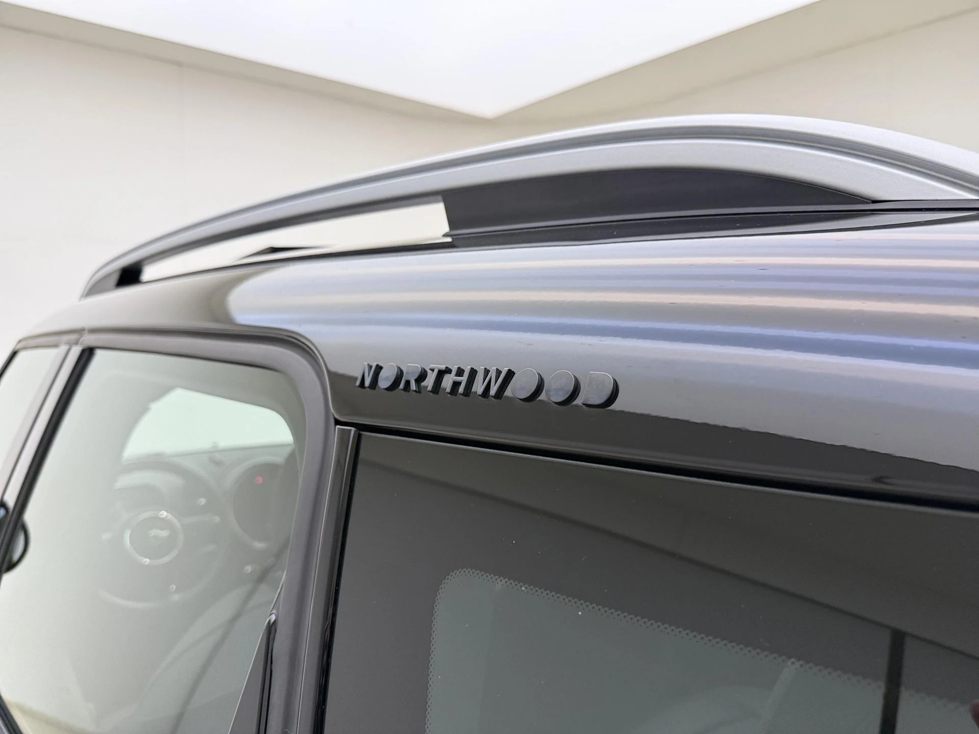 MINI-Countryman-image-29