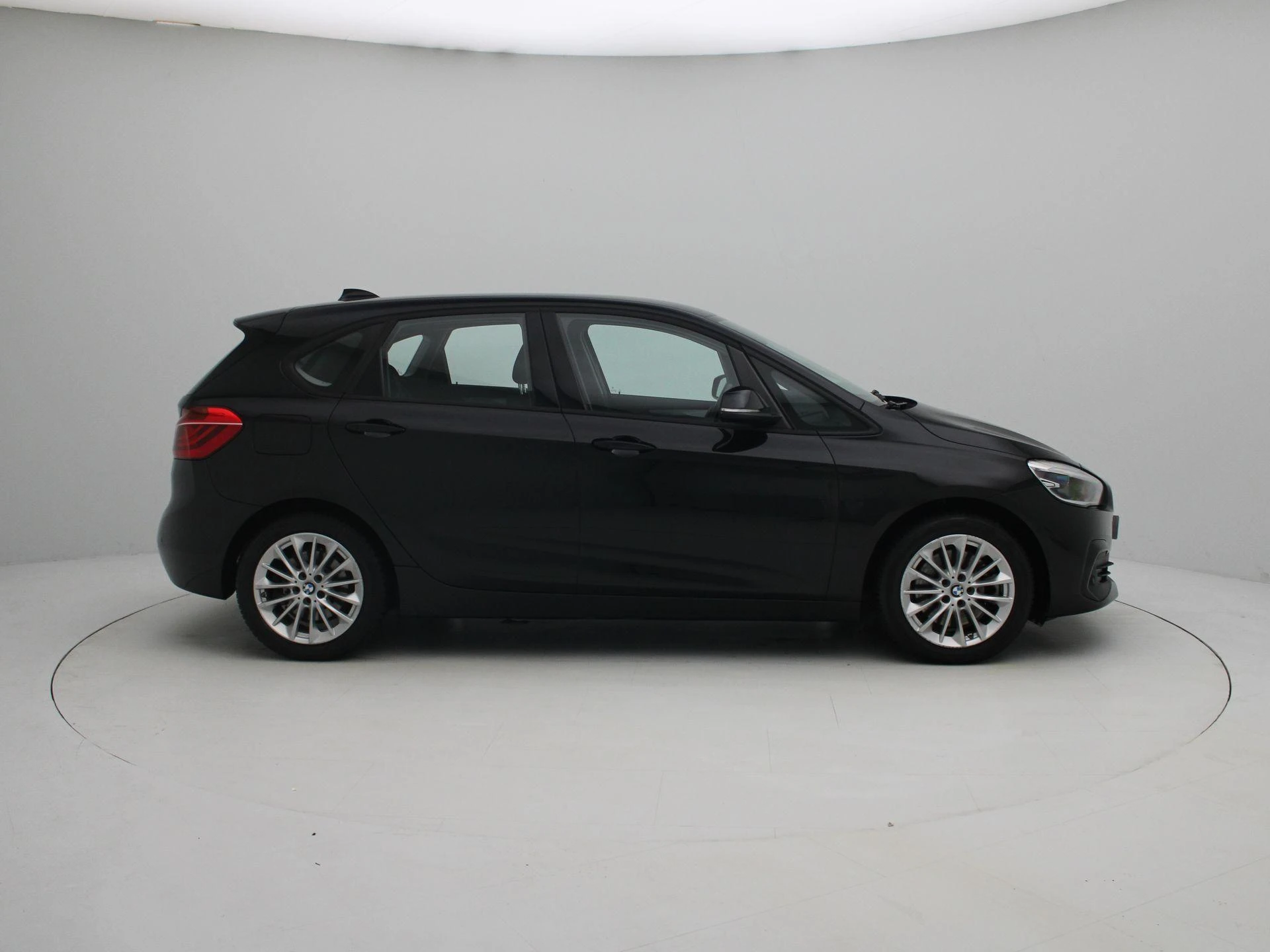 BMW-2 Serie-image-5