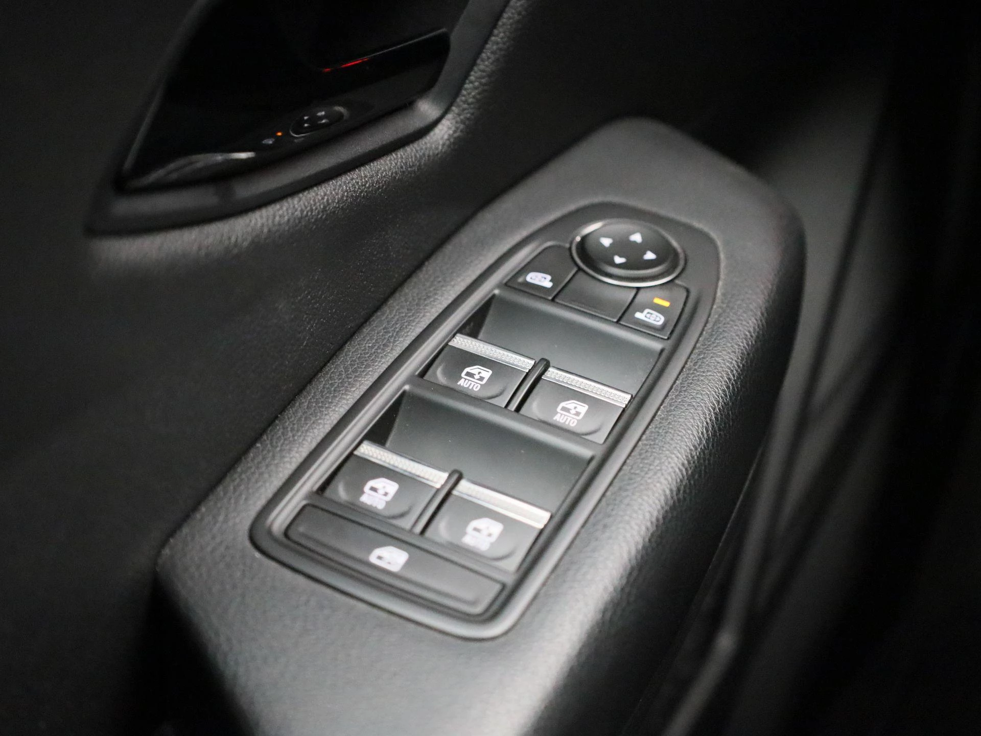 Renault-Megane E-Tech-image-26