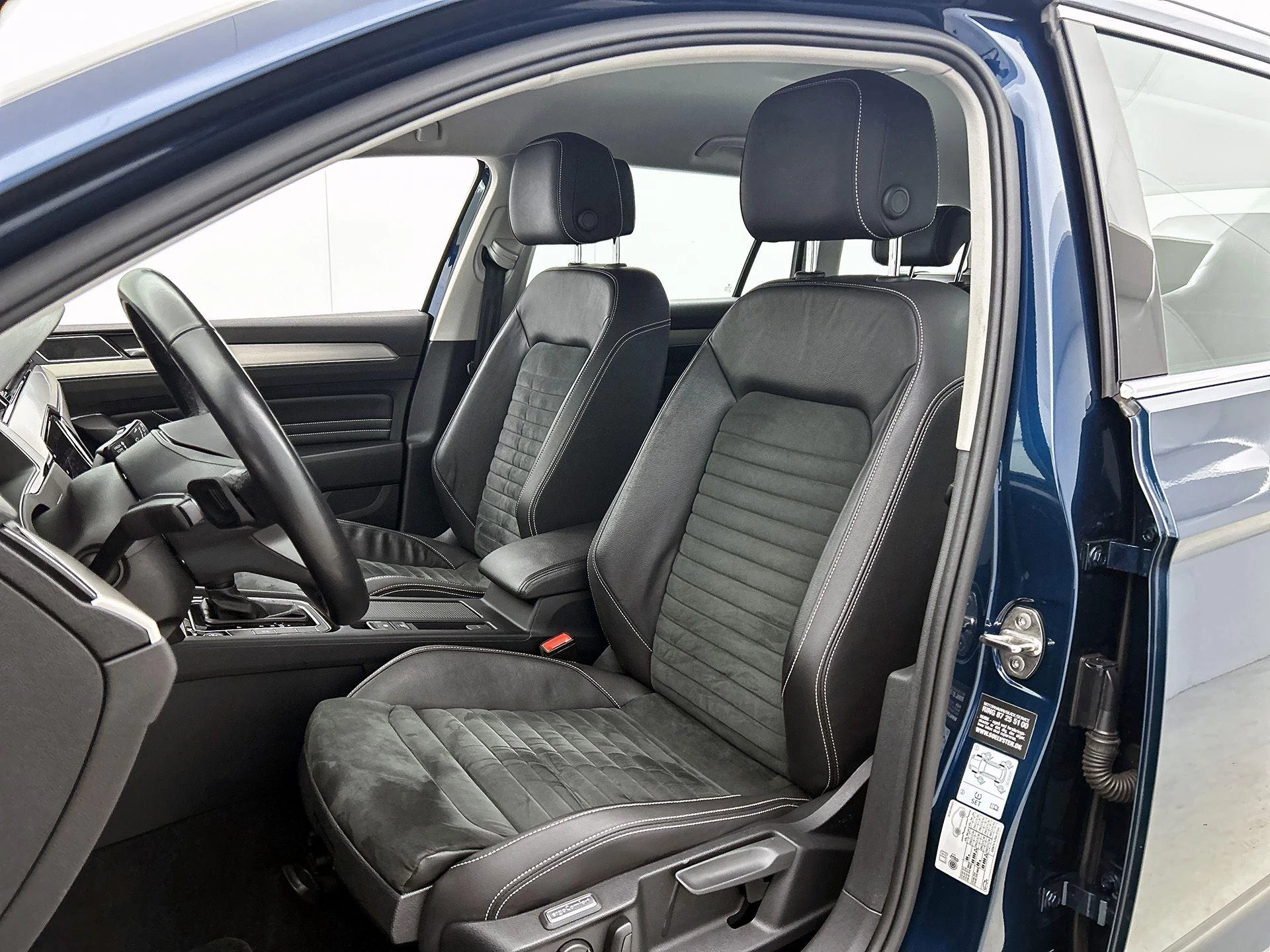 Volkswagen-Passat-image-37