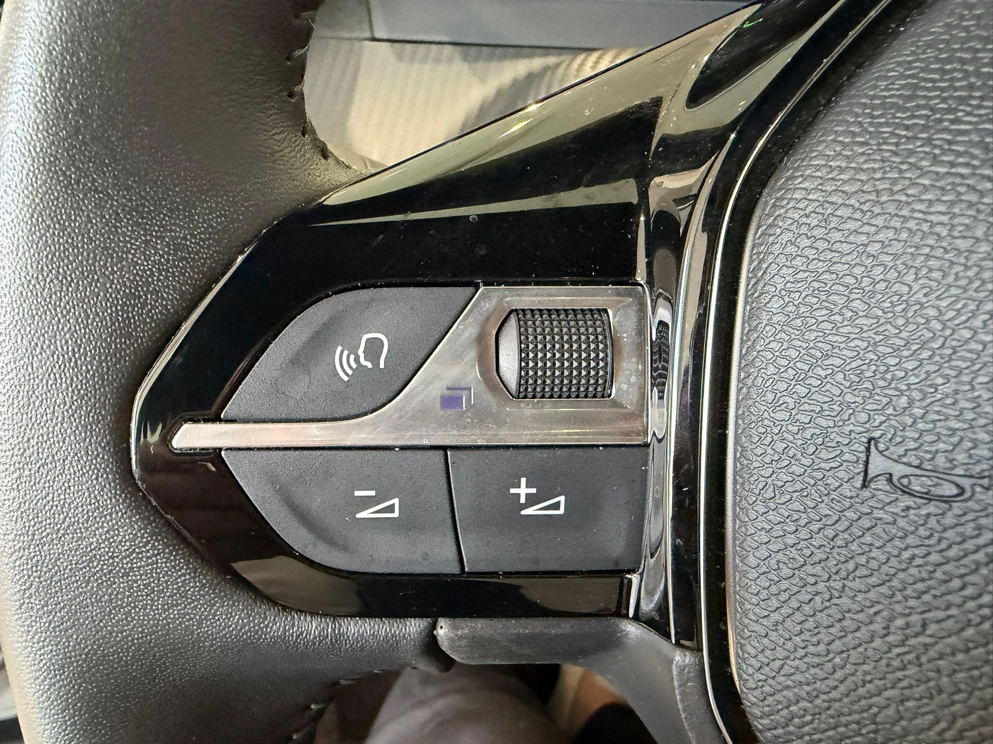 Peugeot-2008-image-11