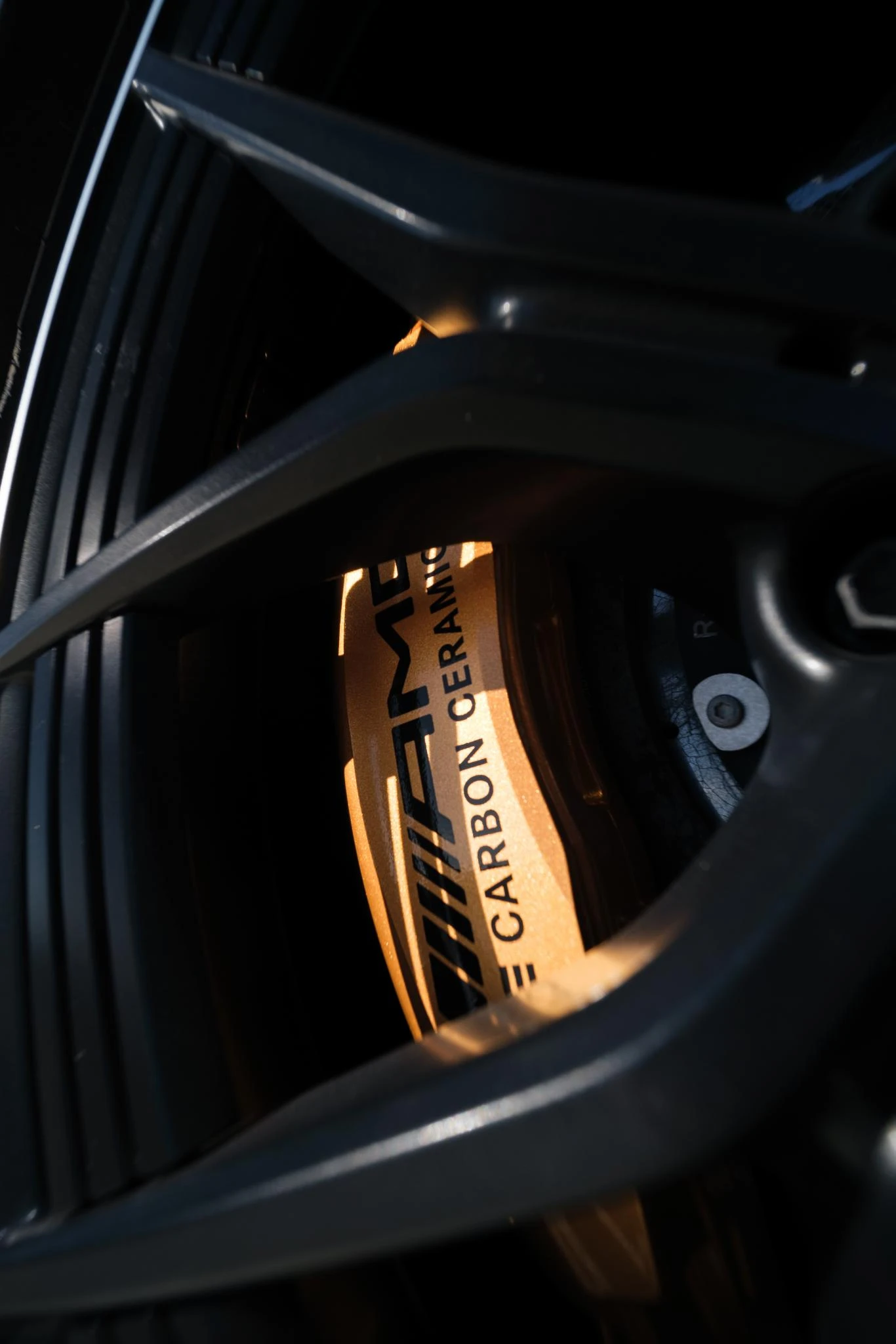 Mercedes-AMG-GT-image-42