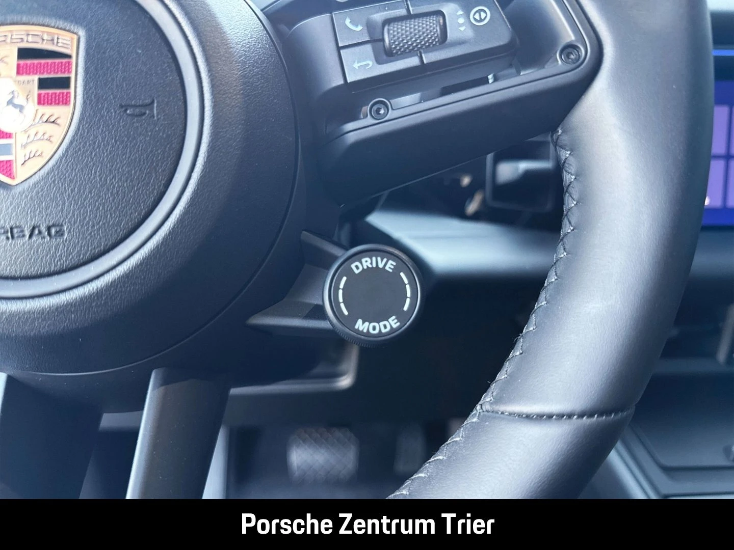 Porsche-Macan-image-20