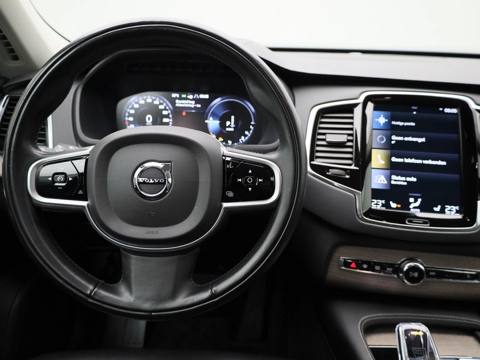 Volvo-XC90-image-6
