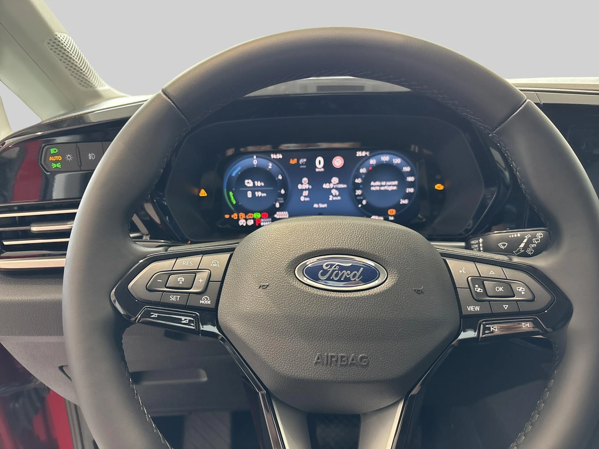 Ford-Tourneo Connect-image-9