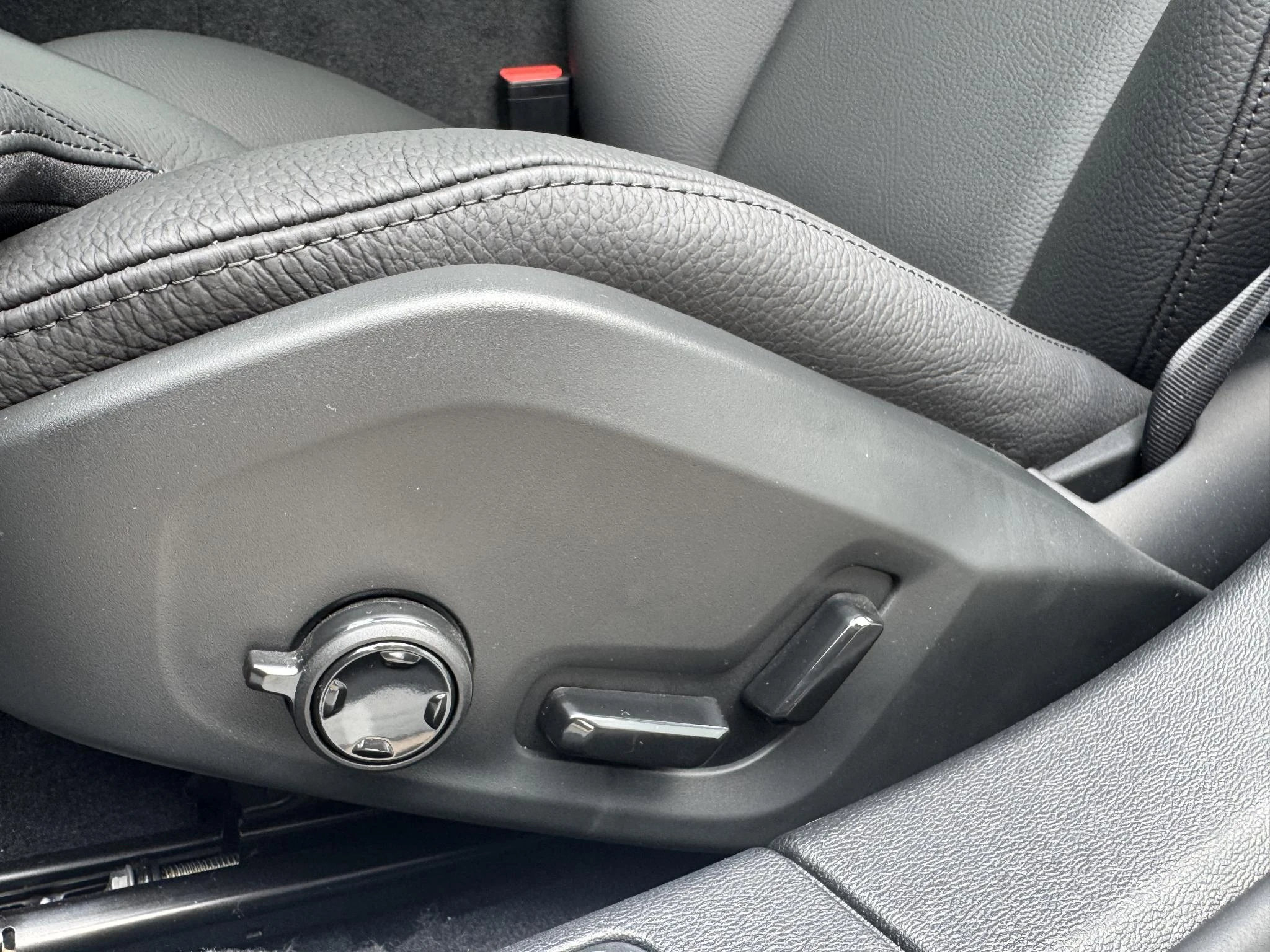 Volvo-V60-image-16
