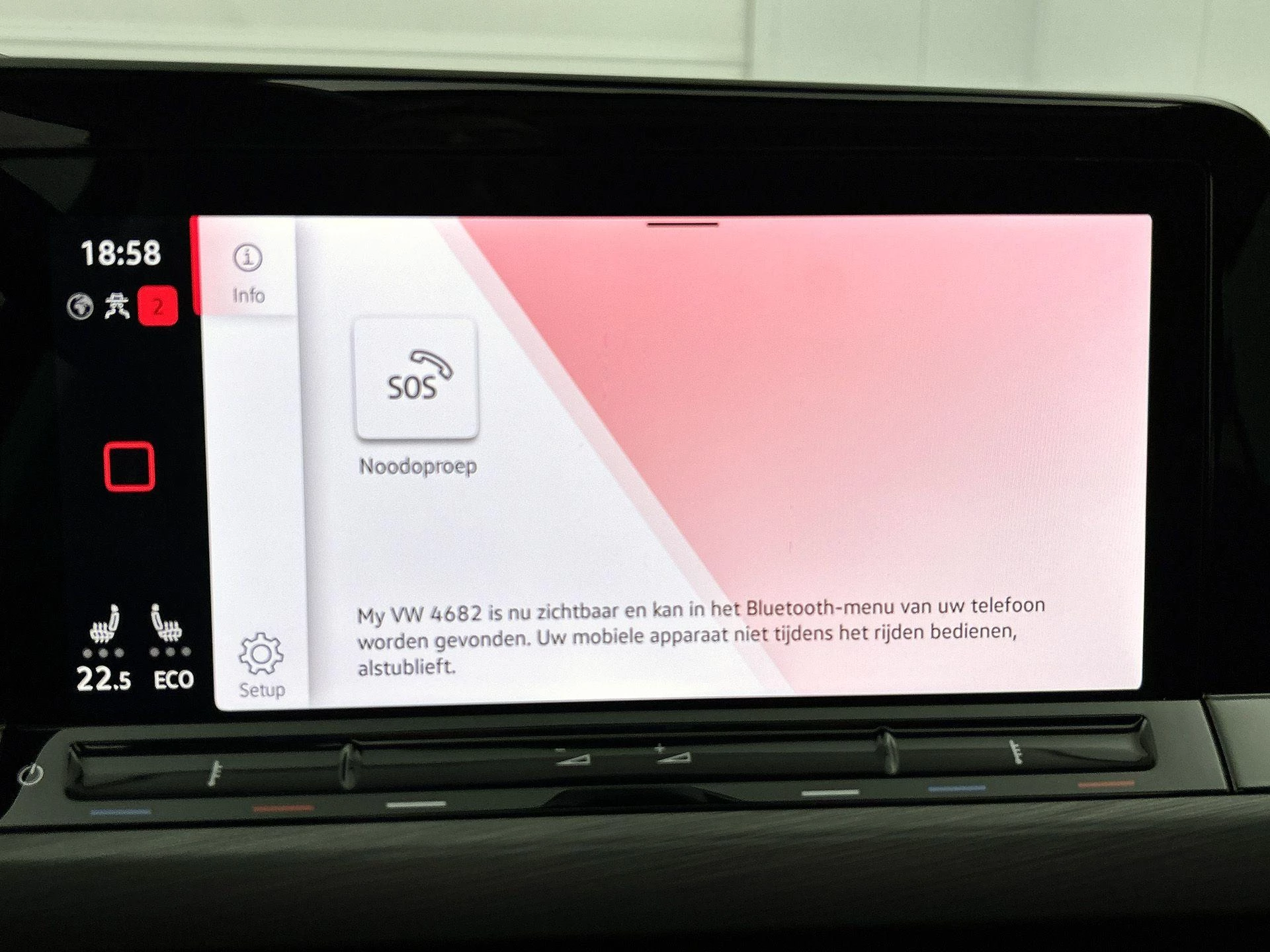 Volkswagen-Golf-image-13