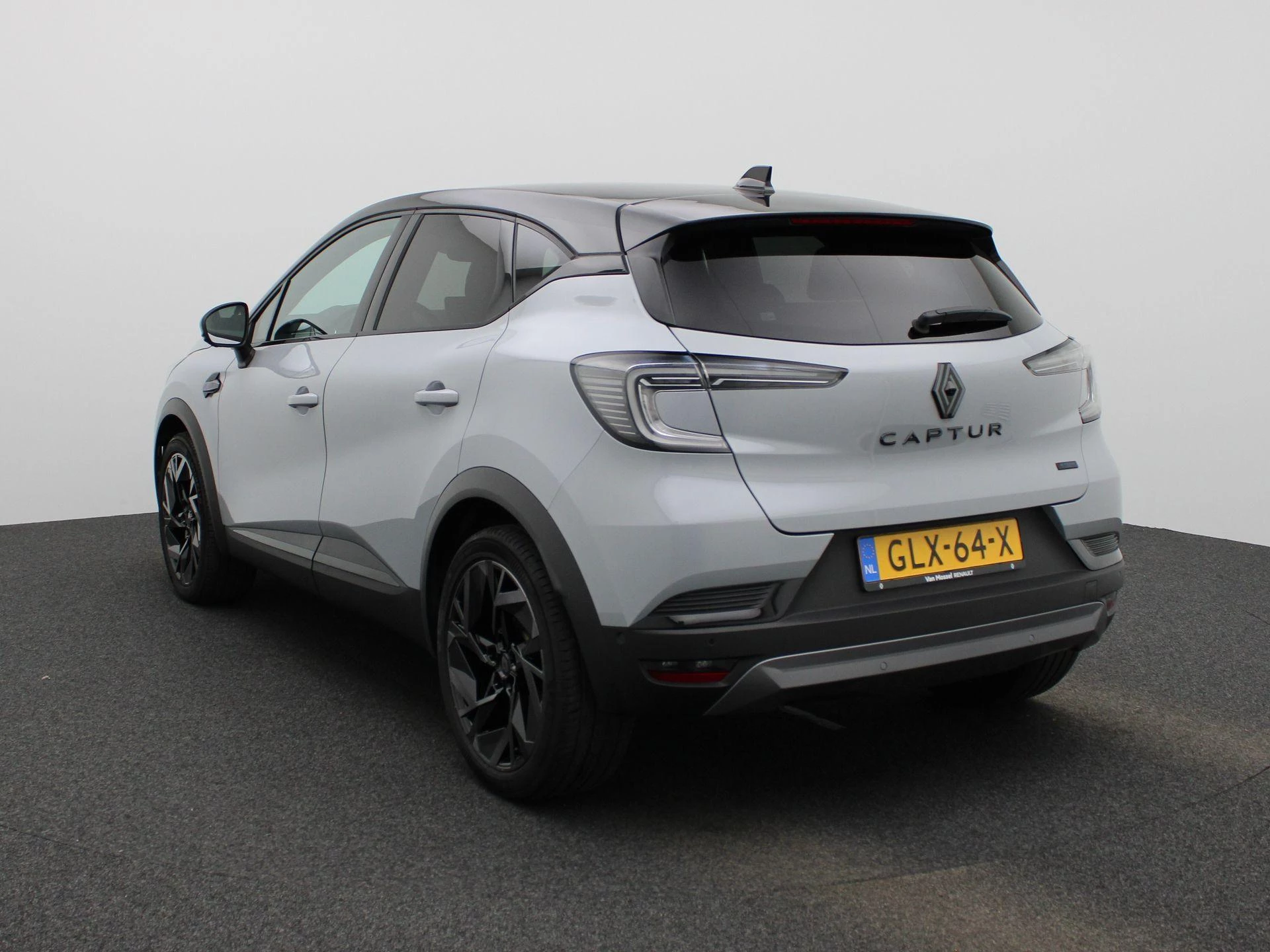 Renault-Captur-image-1